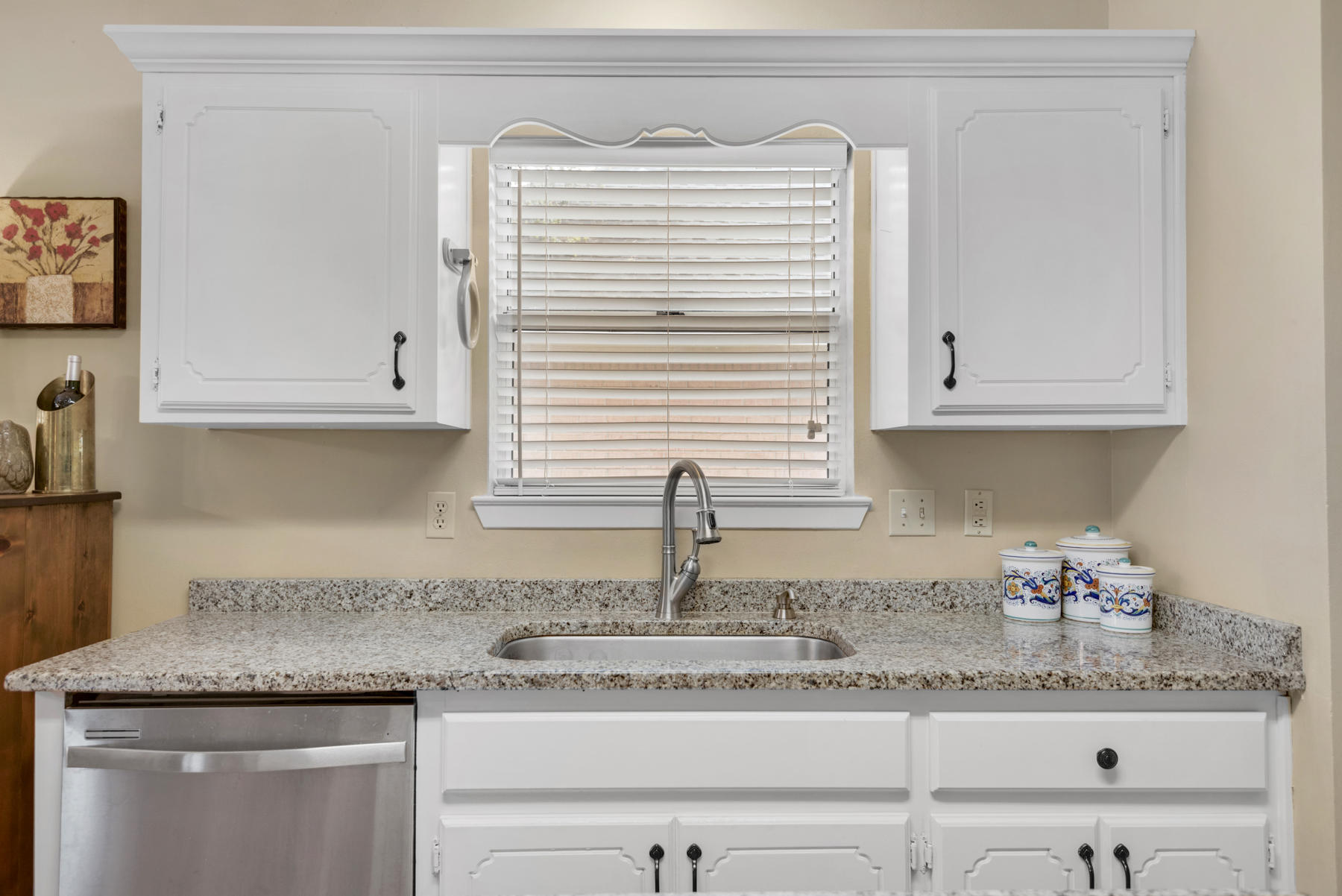 PARKWOOD LANE BLUEWATER BAY - Residential