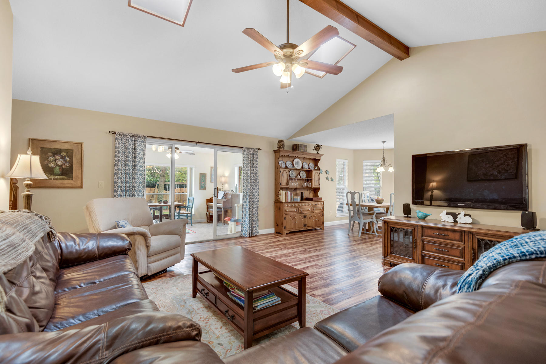 PARKWOOD LANE BLUEWATER BAY - Residential