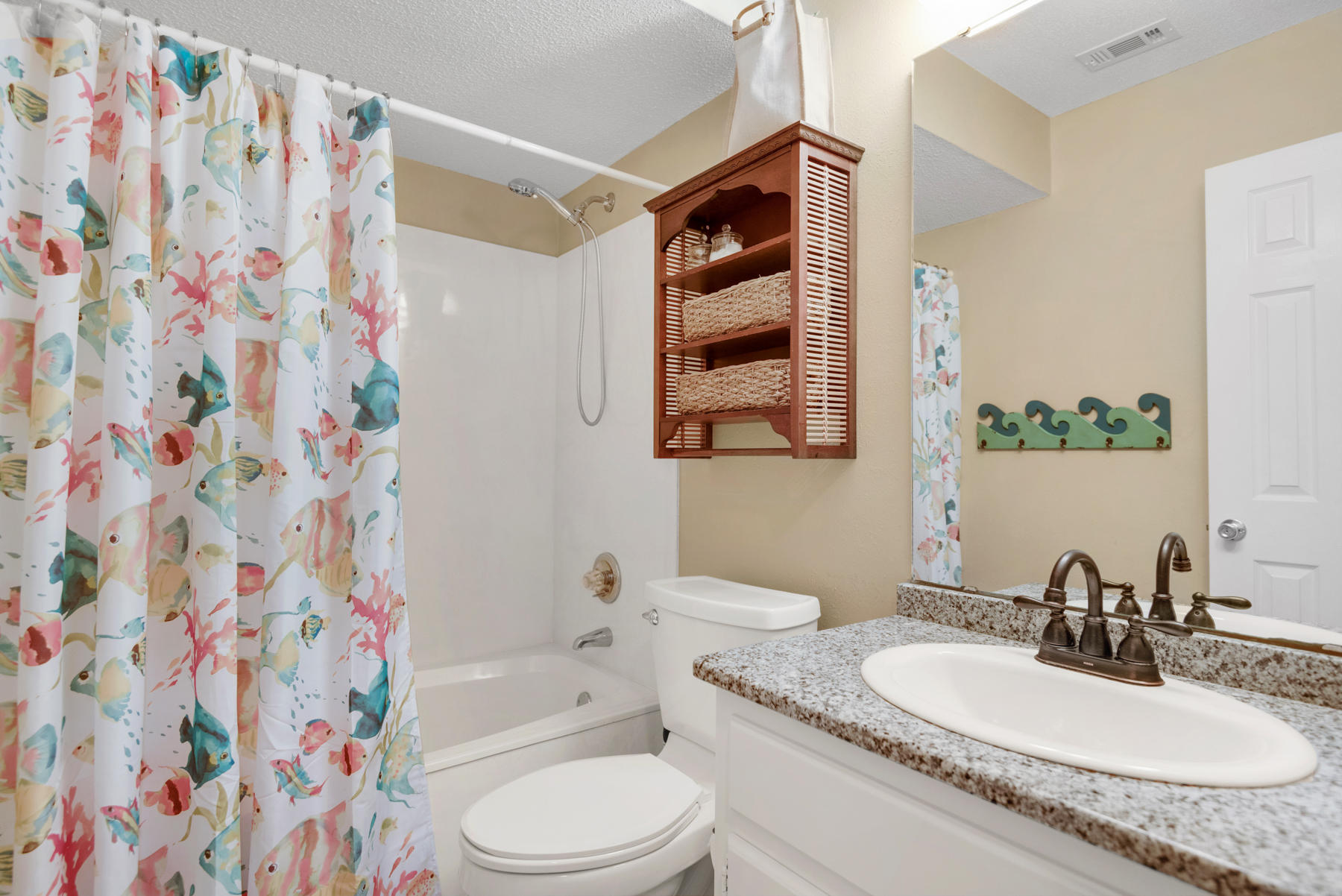 PARKWOOD LANE BLUEWATER BAY - Residential