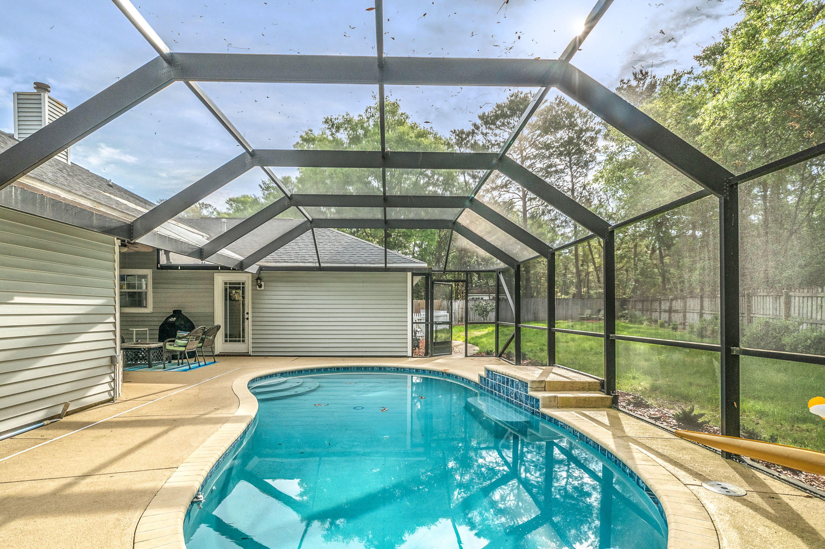 PARKWOOD ESTATES - Residential