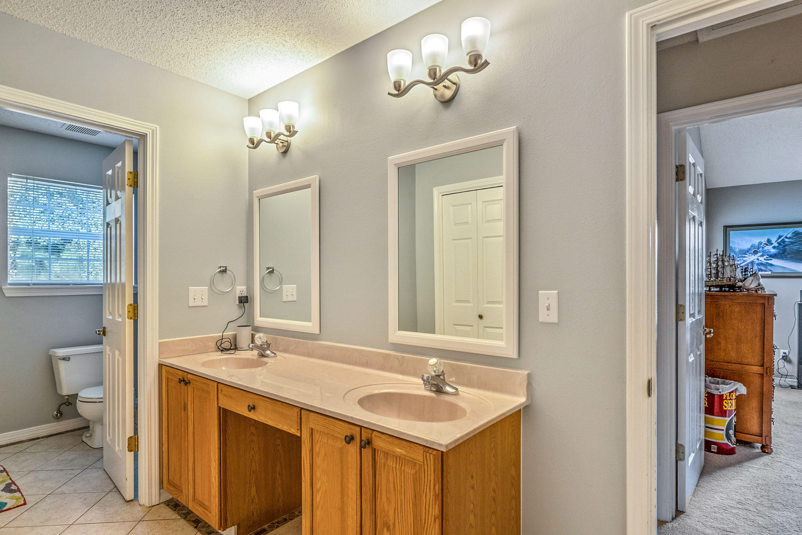 PARKWOOD ESTATES - Residential