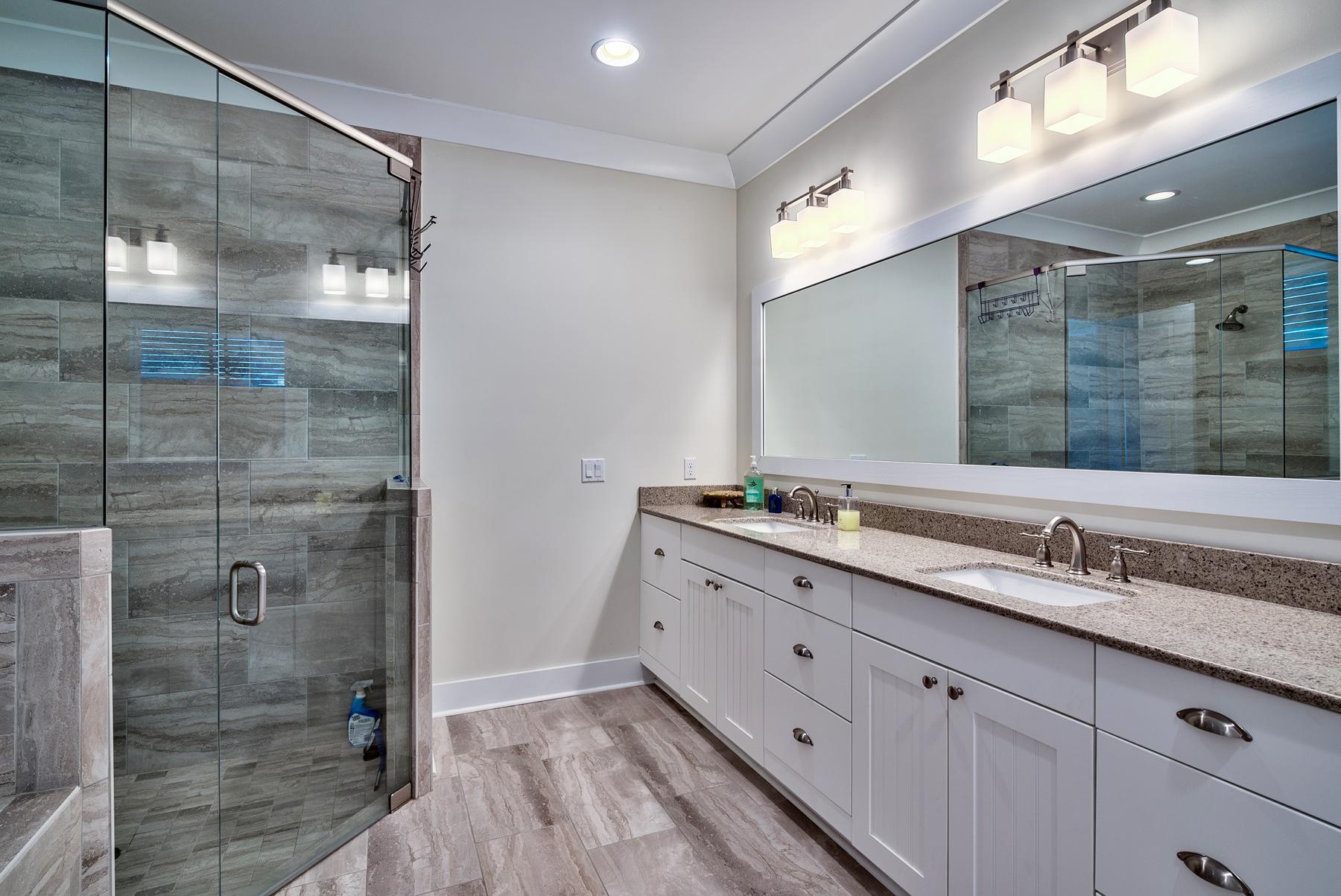 BAYOU POINT - Residential