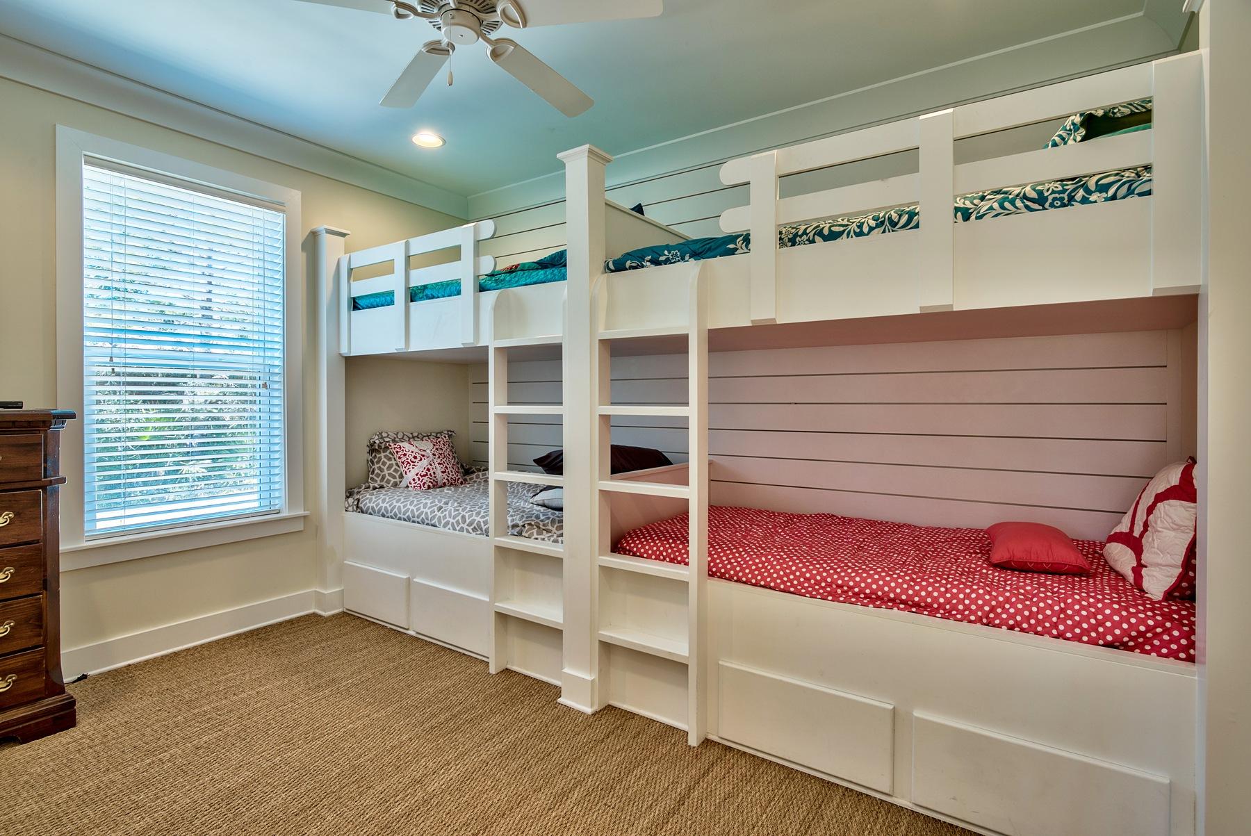 BAYOU POINT - Residential