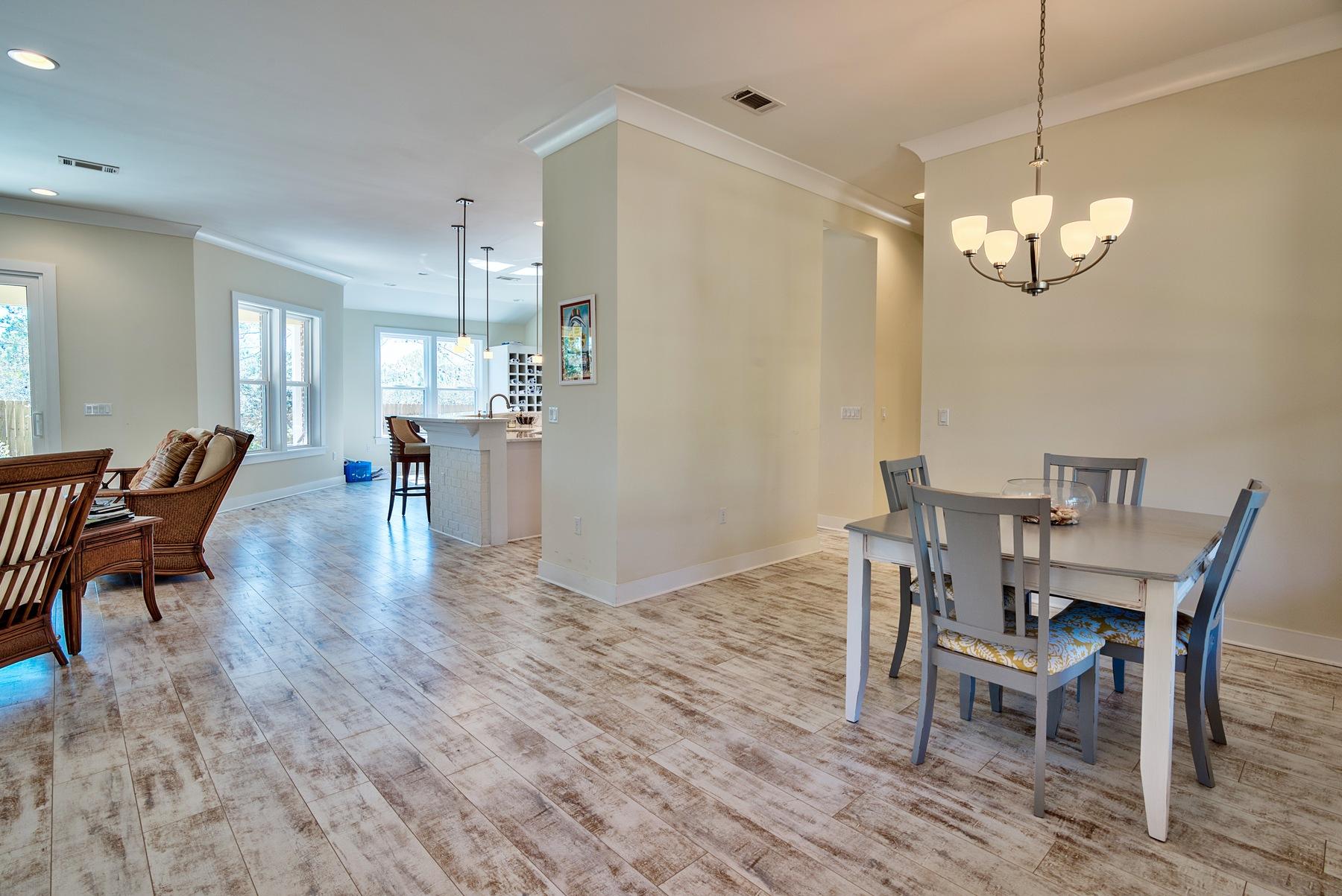 BAYOU POINT - Residential