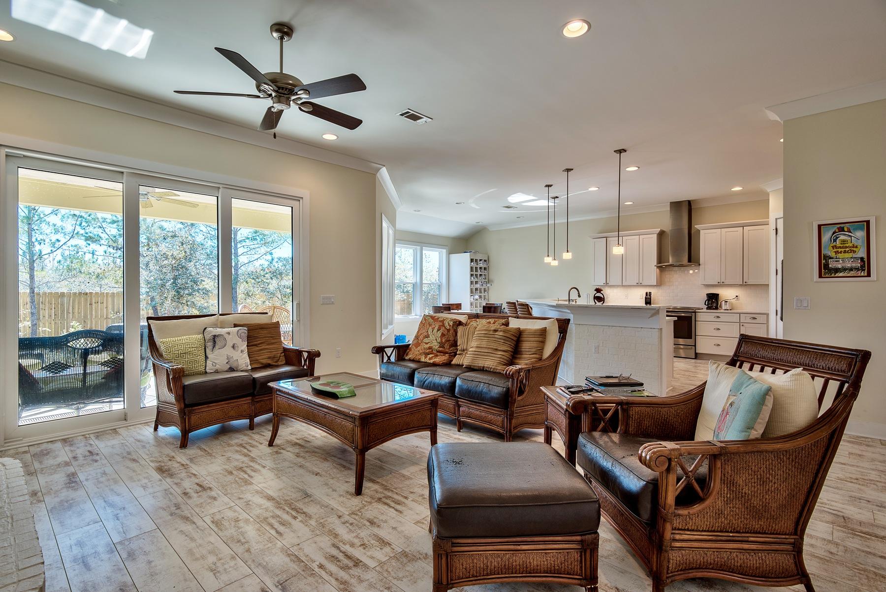 BAYOU POINT - Residential