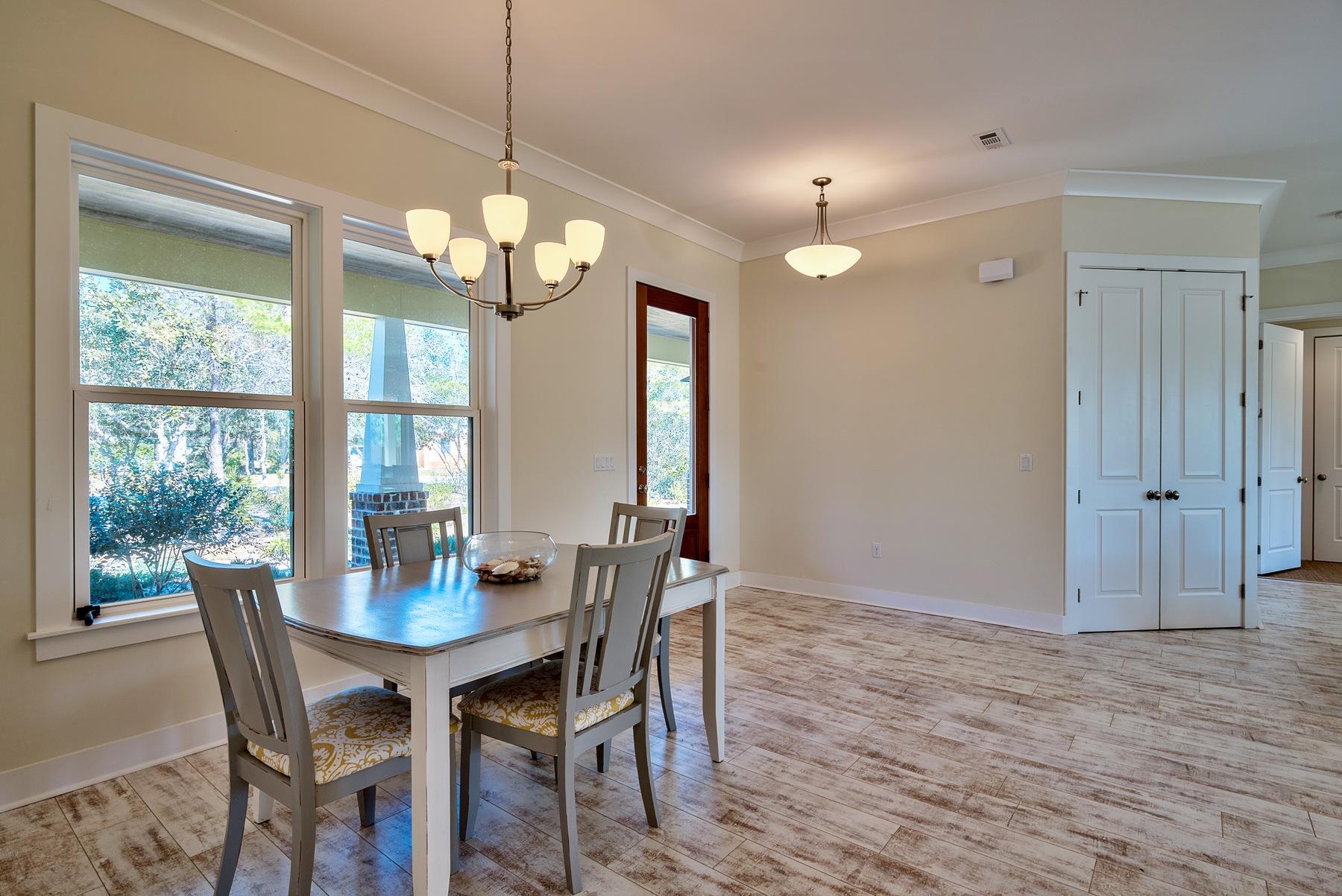 BAYOU POINT - Residential