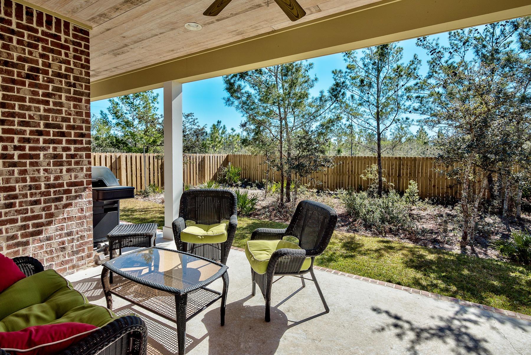 BAYOU POINT - Residential