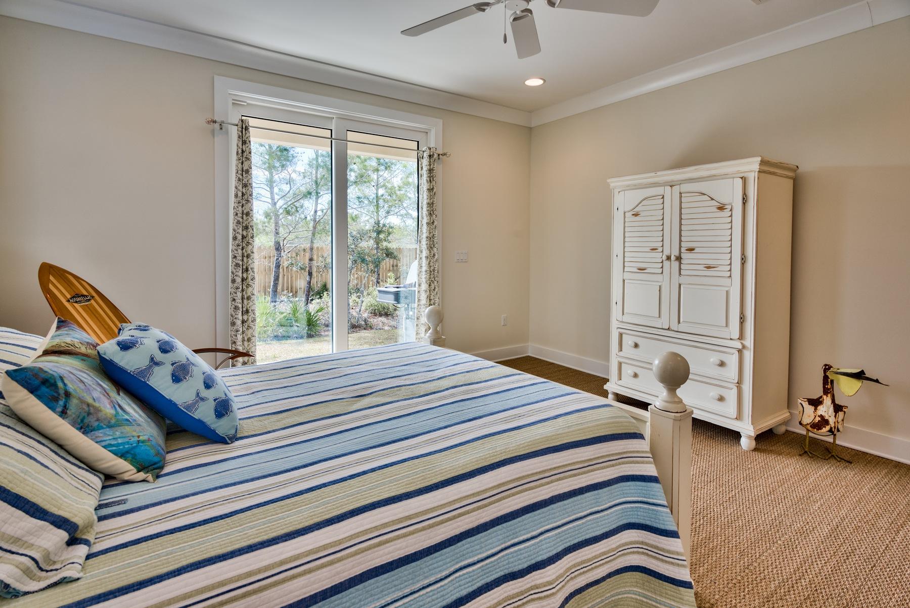 BAYOU POINT - Residential