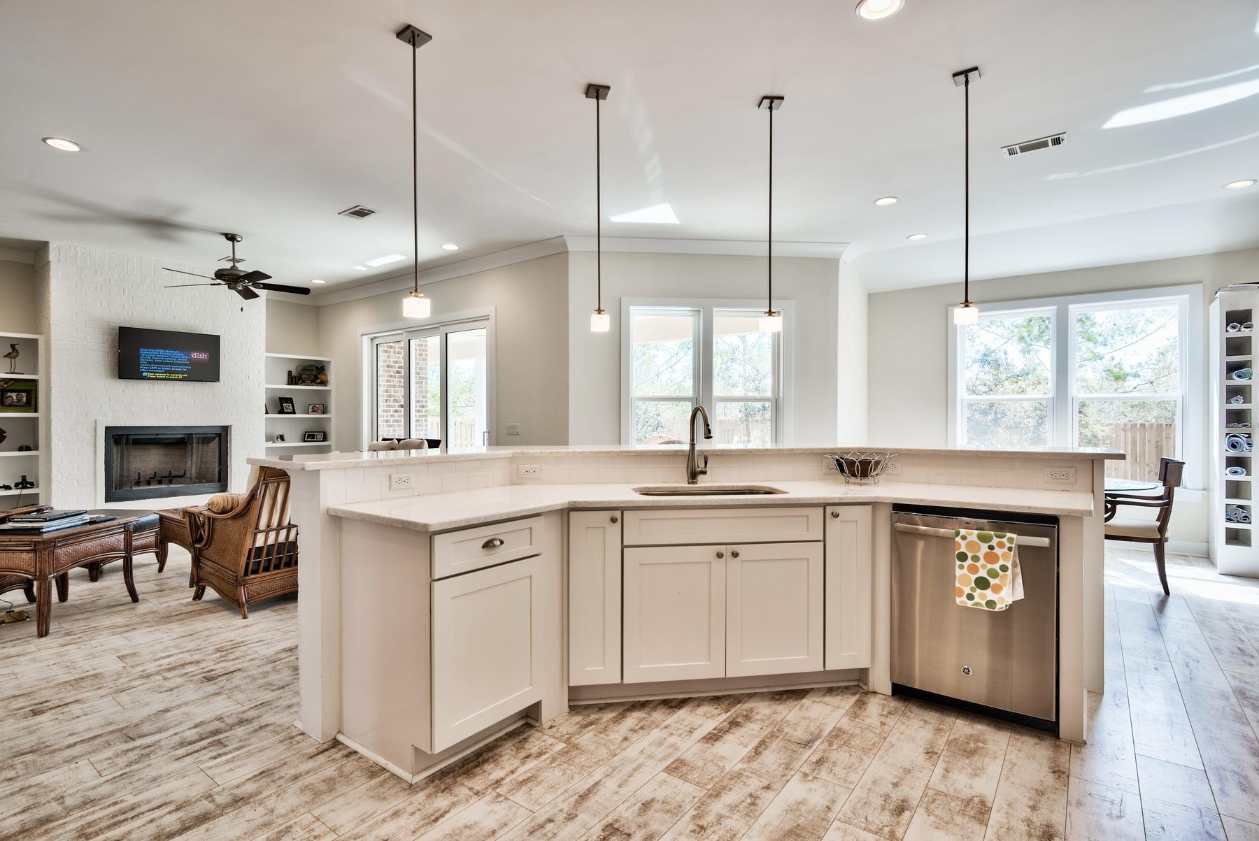 BAYOU POINT - Residential