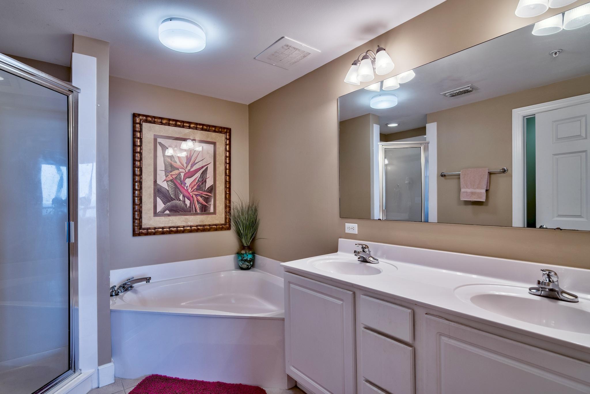 SUNRISE BEACH - Residential