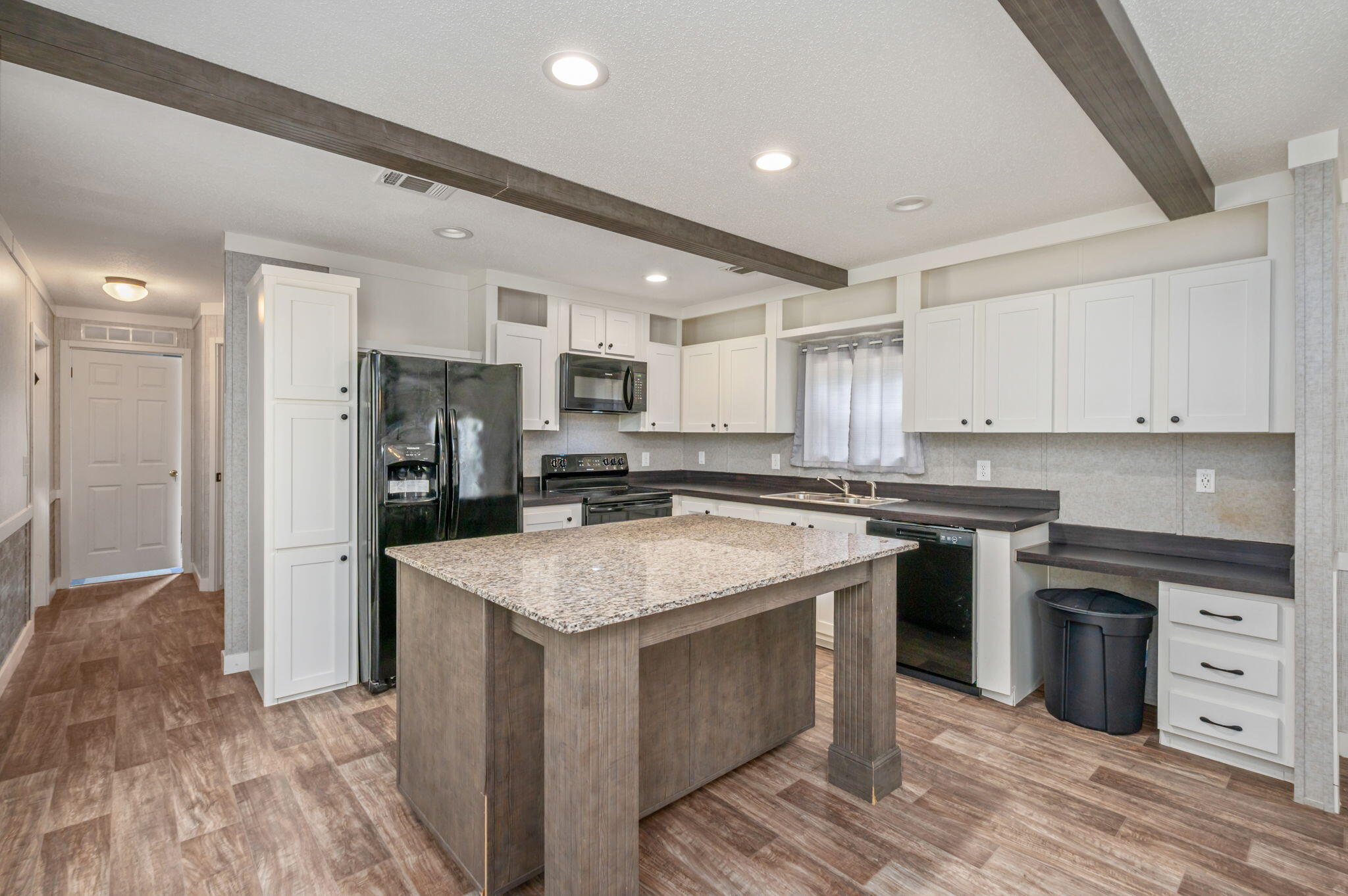 OKAWOOD HILLS UNIT lll - Residential Lease