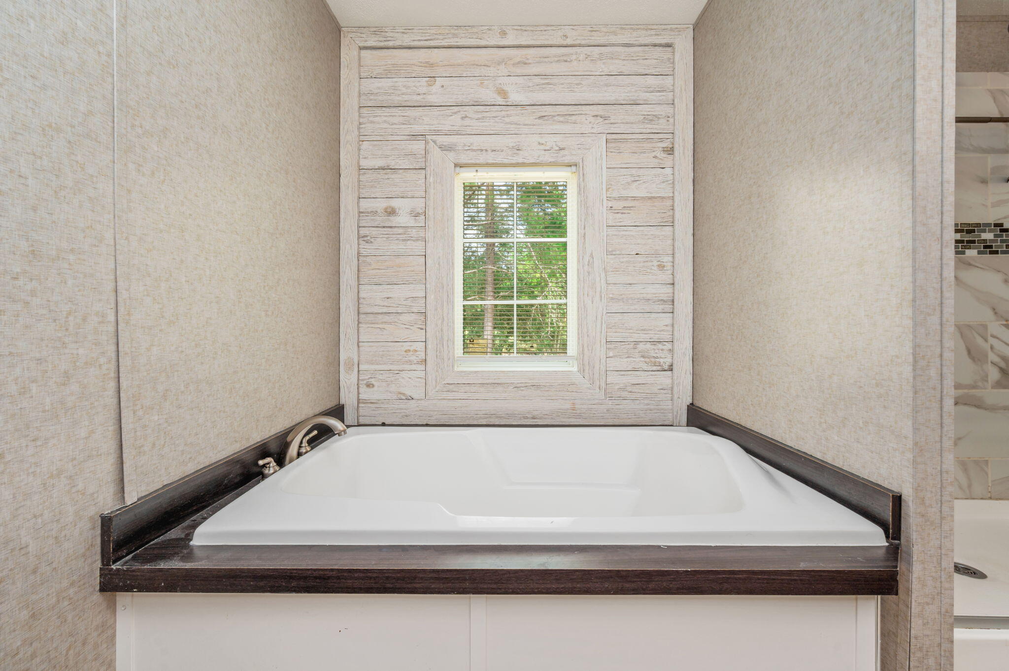 OKAWOOD HILLS UNIT lll - Residential Lease