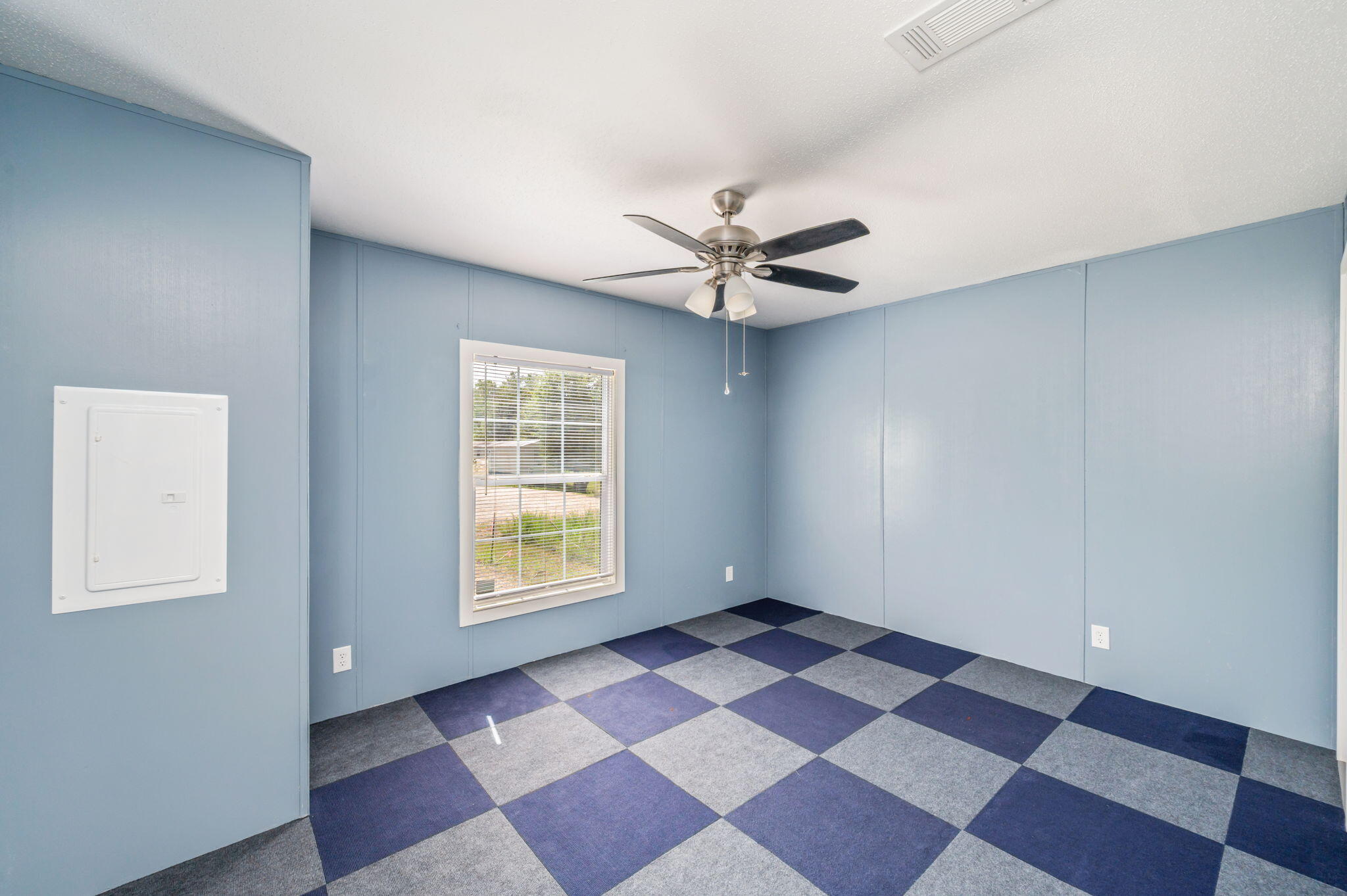 OKAWOOD HILLS UNIT lll - Residential Lease