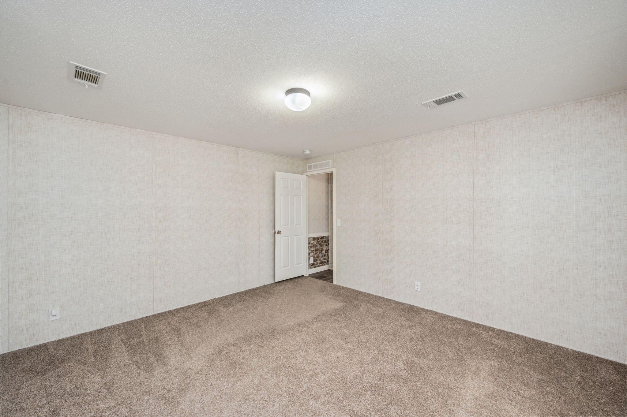 OKAWOOD HILLS UNIT lll - Residential Lease