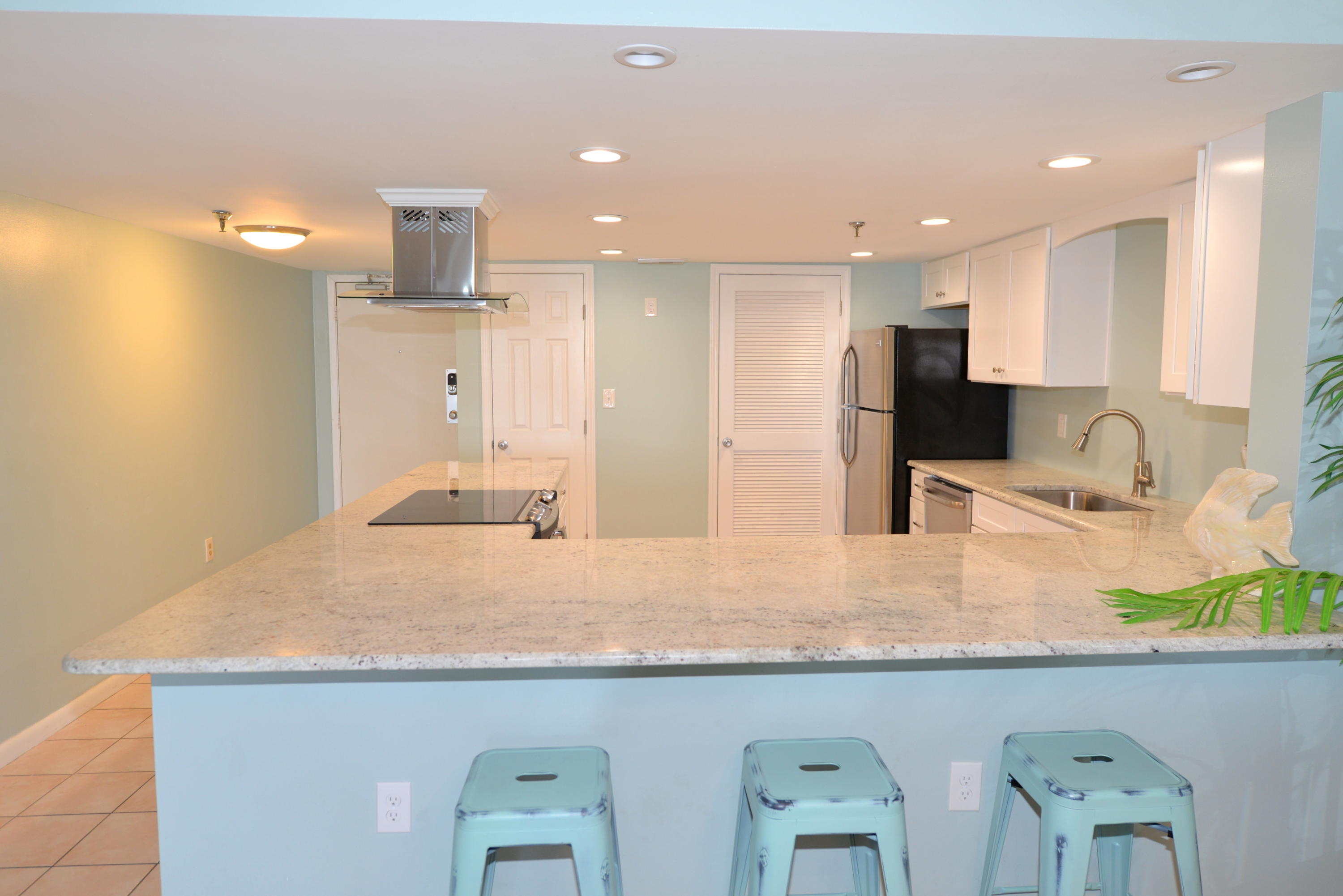 BREAKERS EAST CONDO - Residential