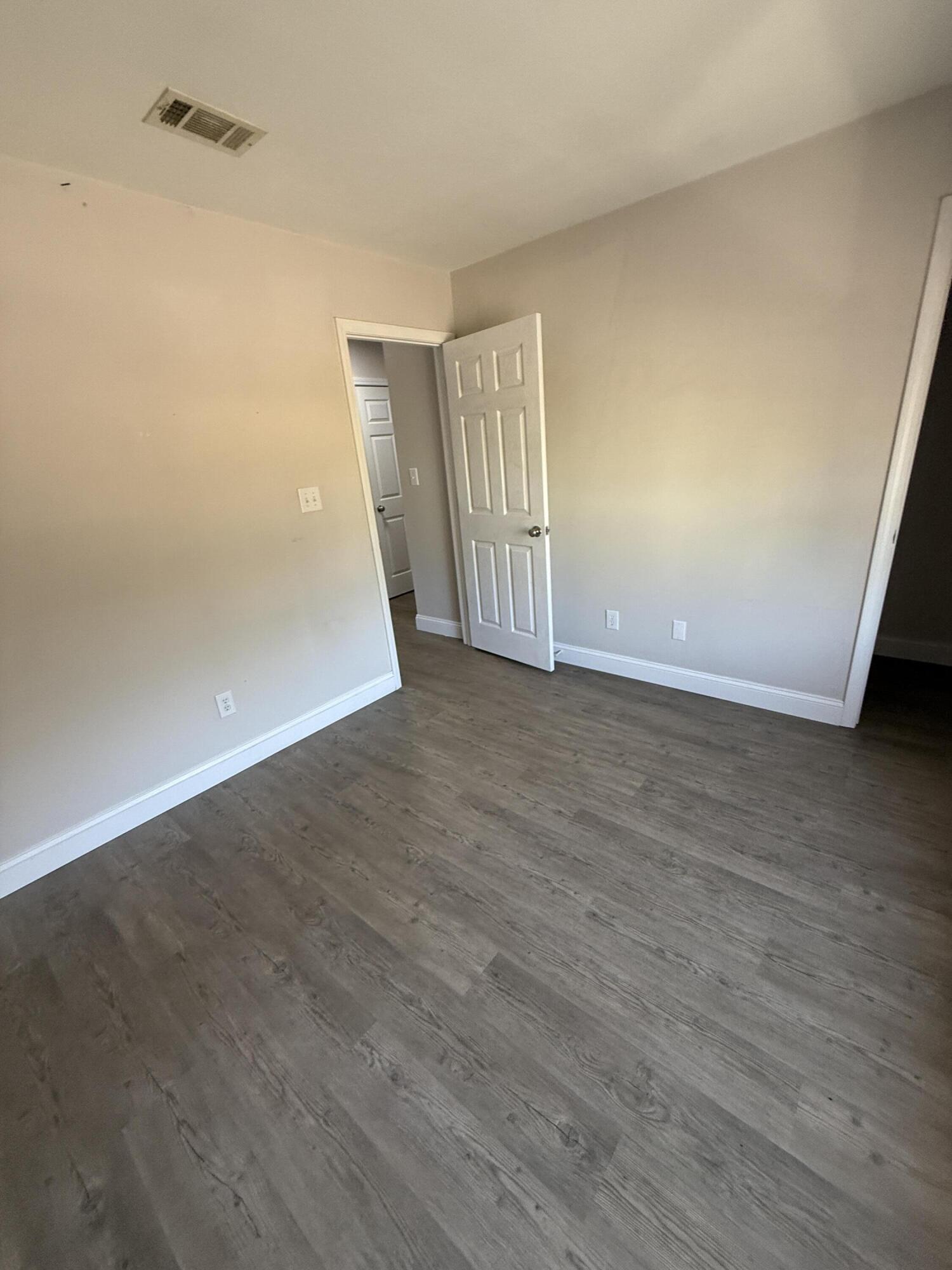 TYNER VILLAS - Residential Lease