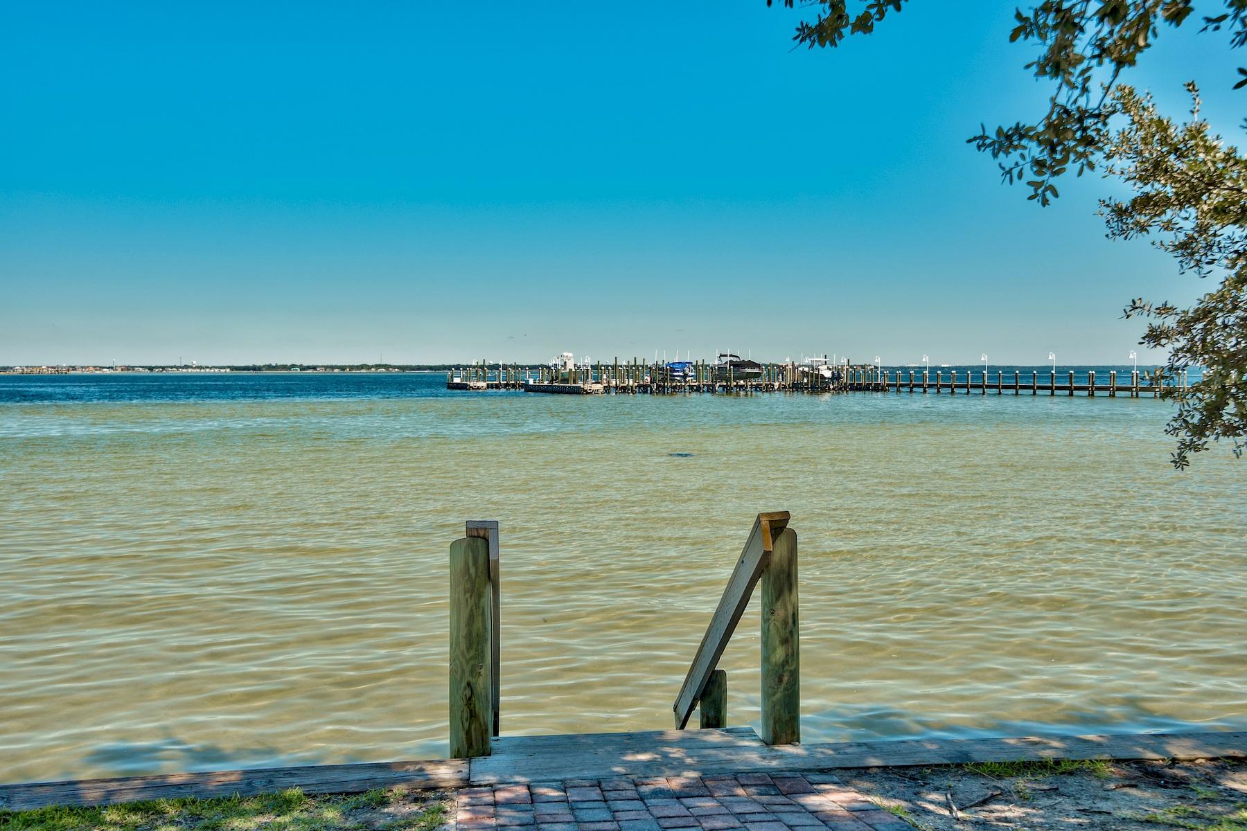 DESTIN WEST BEACH & BAY RESORT-GULFSIDE - Residential