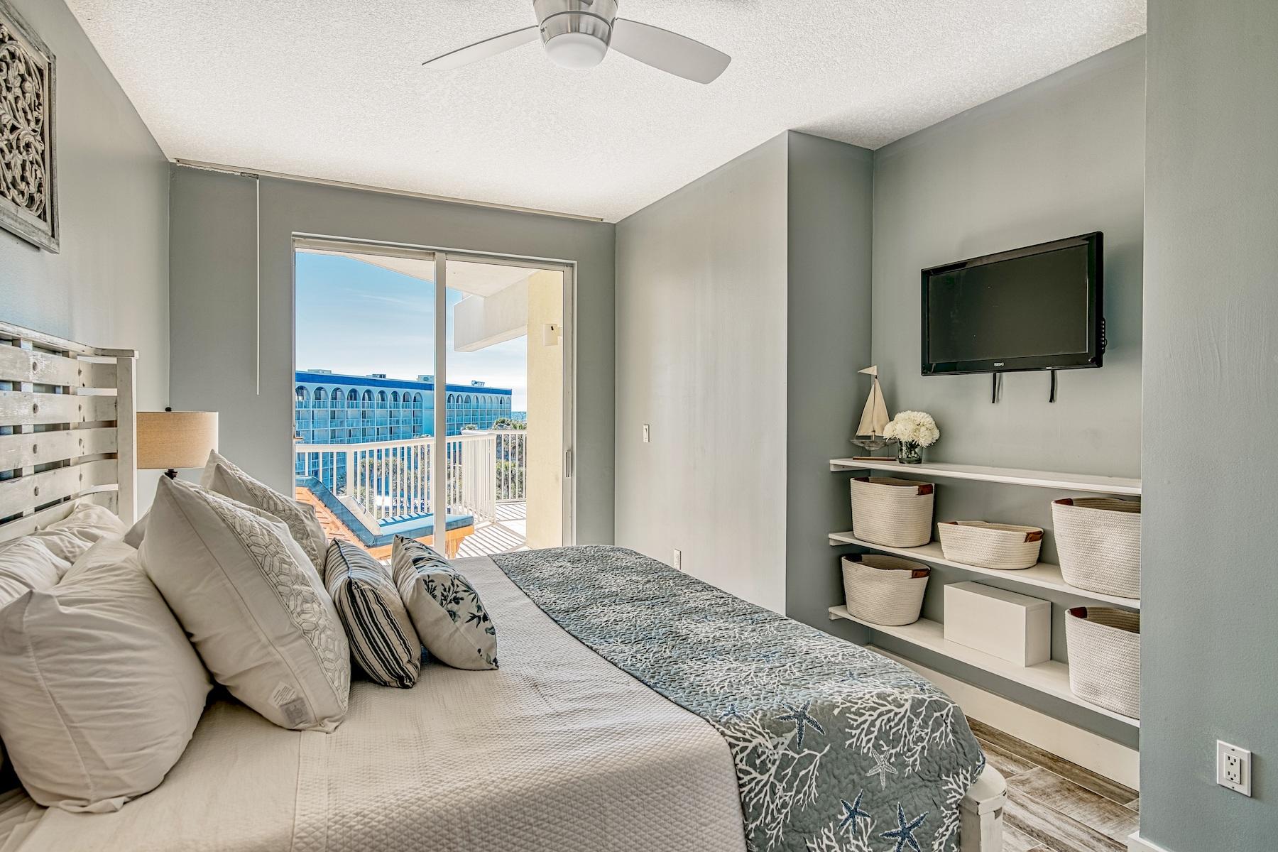 DESTIN WEST BEACH & BAY RESORT-GULFSIDE - Residential