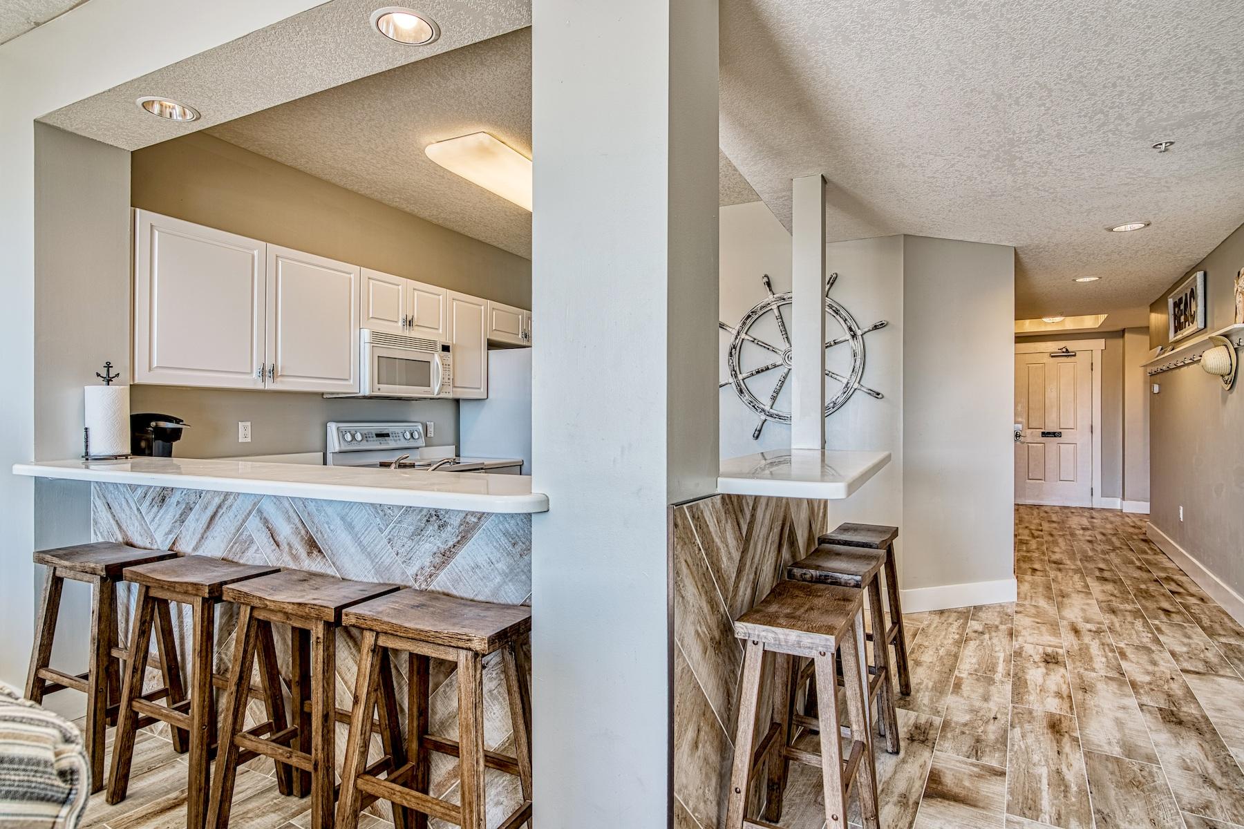 DESTIN WEST BEACH & BAY RESORT-GULFSIDE - Residential