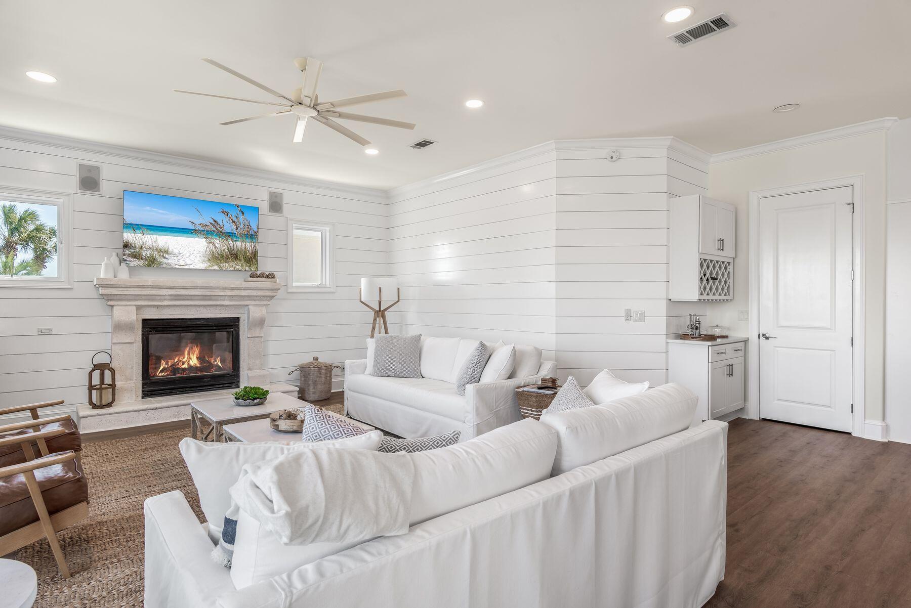 BAYWINDS GOLF ESTATES PH 1 - Residential