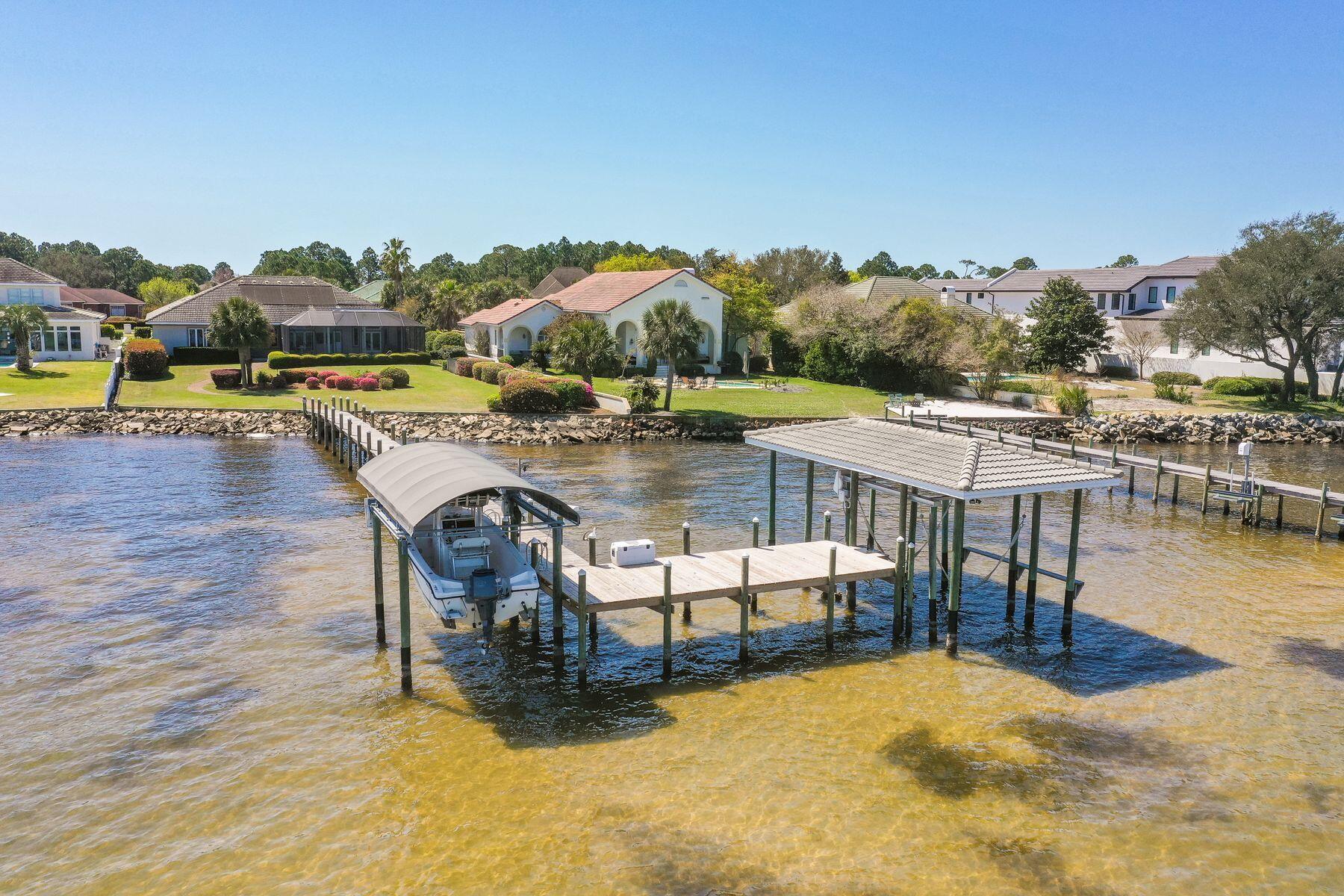 BAYWINDS GOLF ESTATES PH 1 - Residential