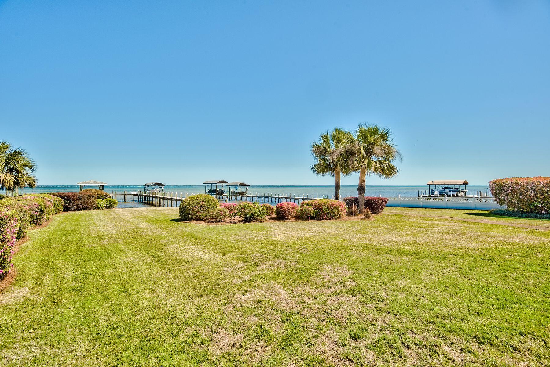 BAYWINDS GOLF ESTATES PH 1 - Residential