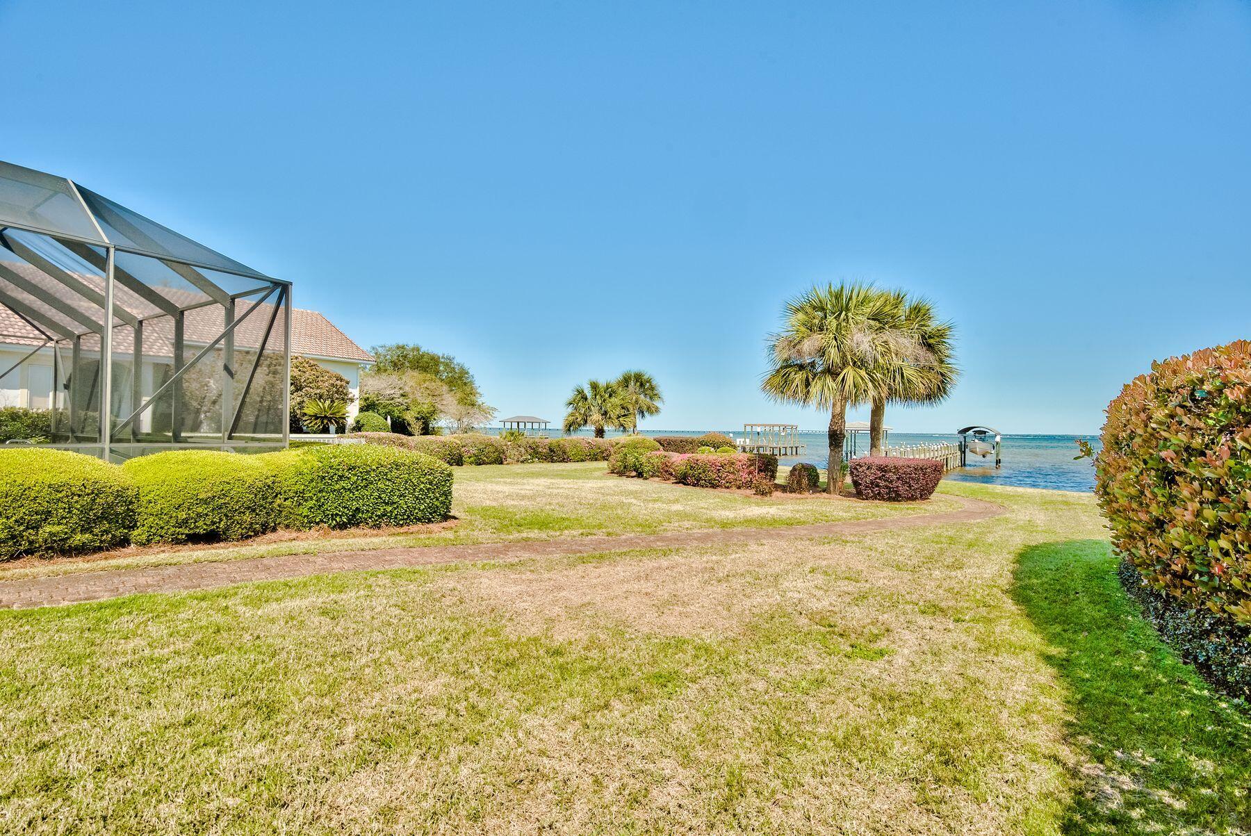 BAYWINDS GOLF ESTATES PH 1 - Residential