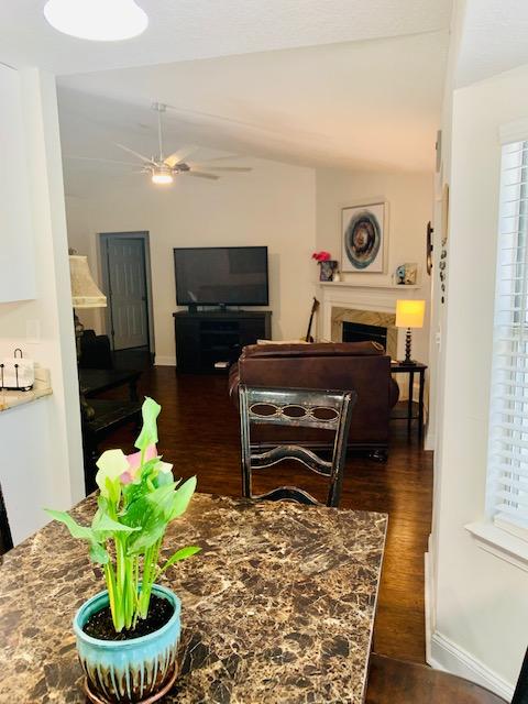 RAINTREE ESTATES - Residential Lease