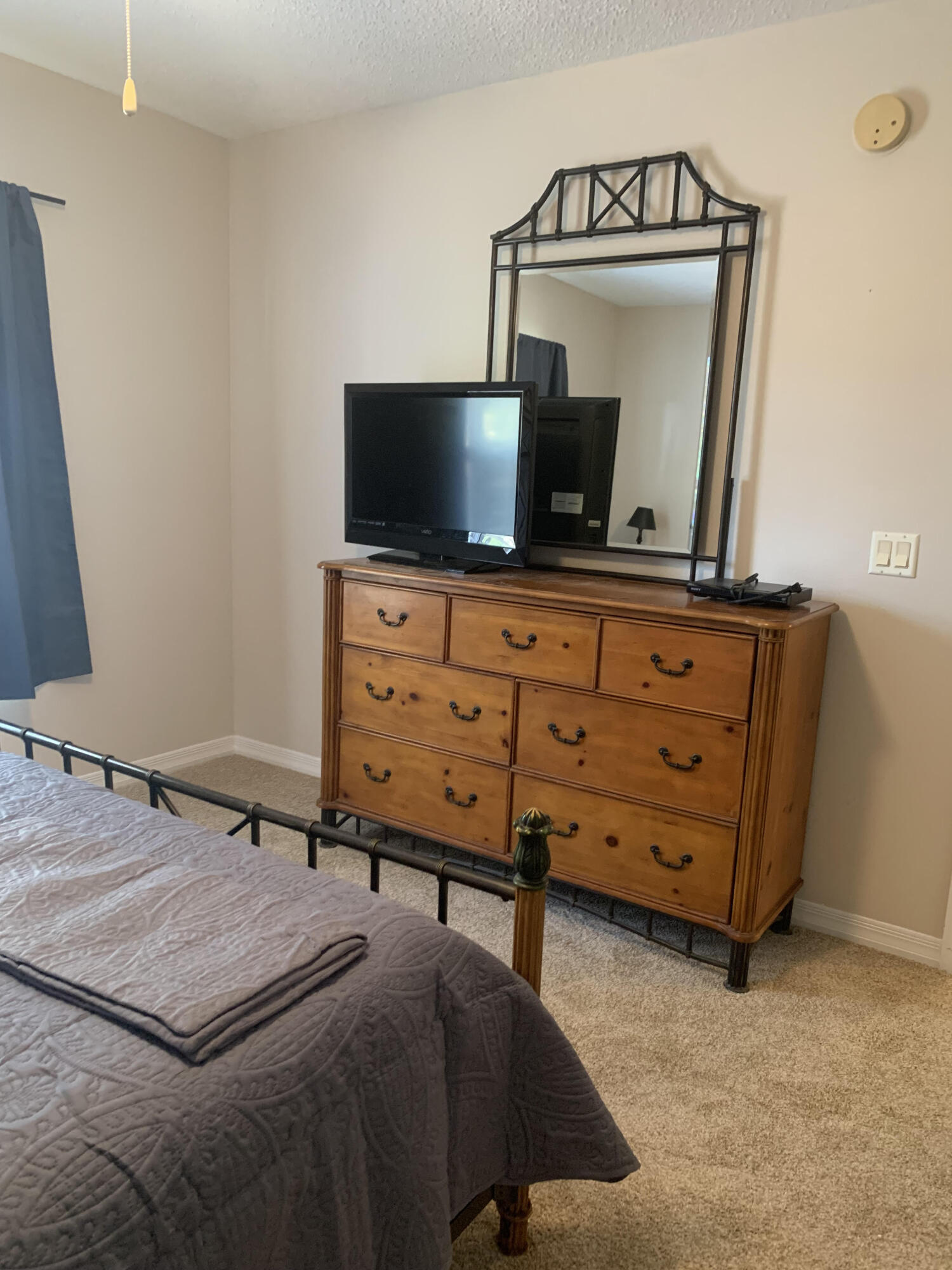 THE FLORIDA CLUB - Residential Lease