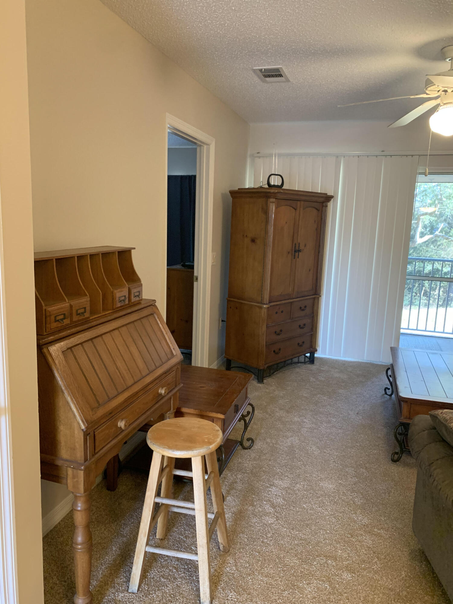 THE FLORIDA CLUB - Residential Lease