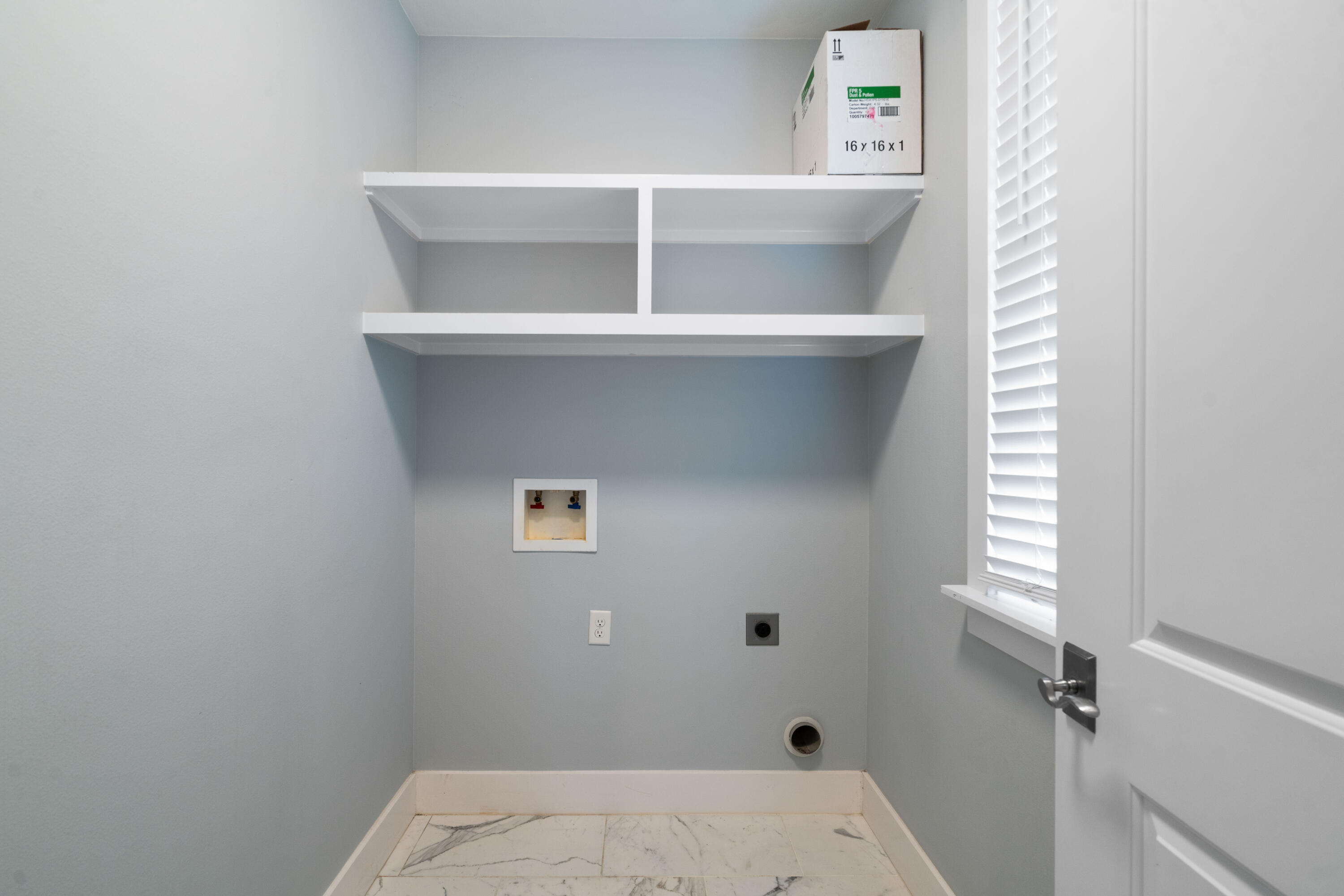 CARSON OAKS - Residential