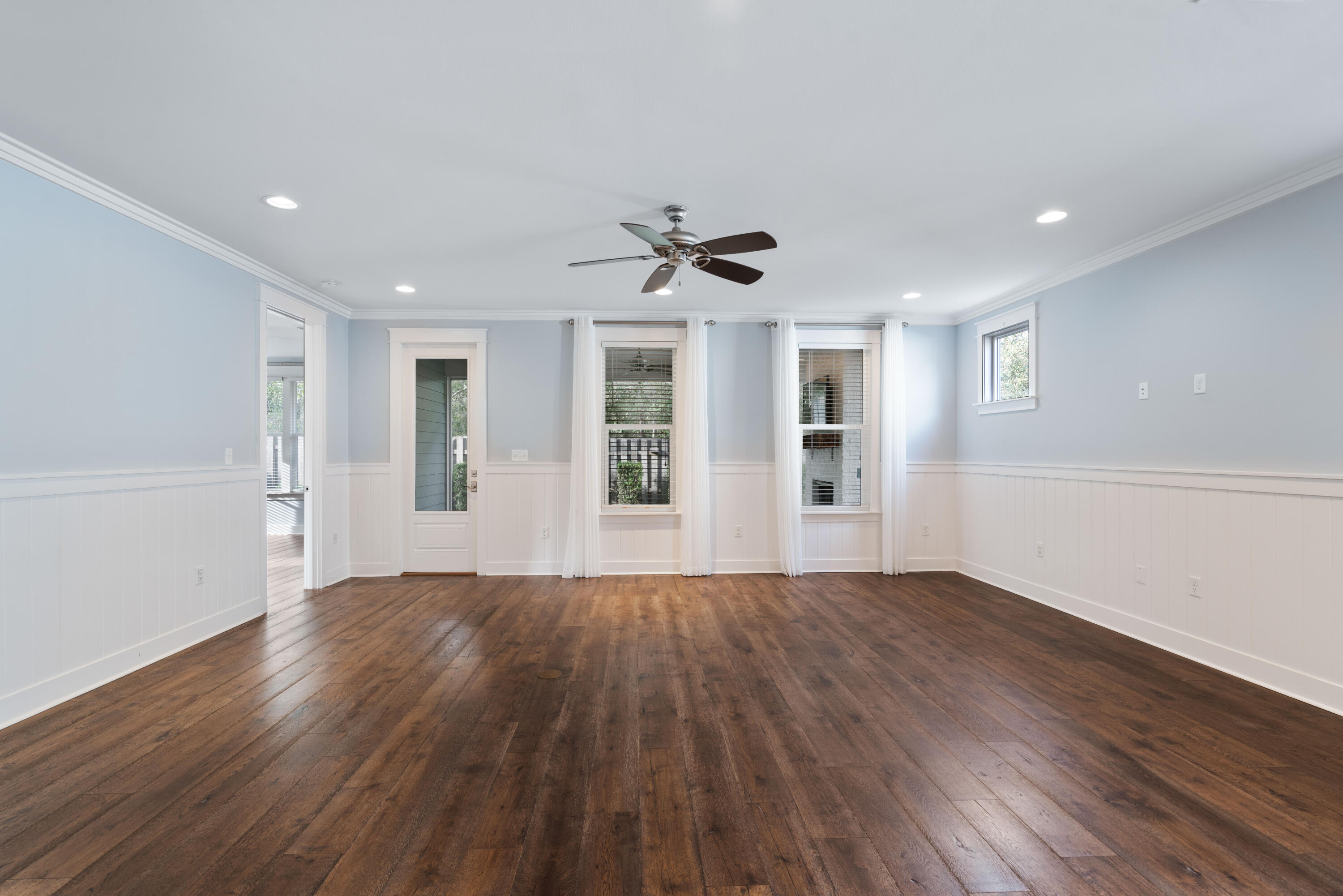 CARSON OAKS - Residential