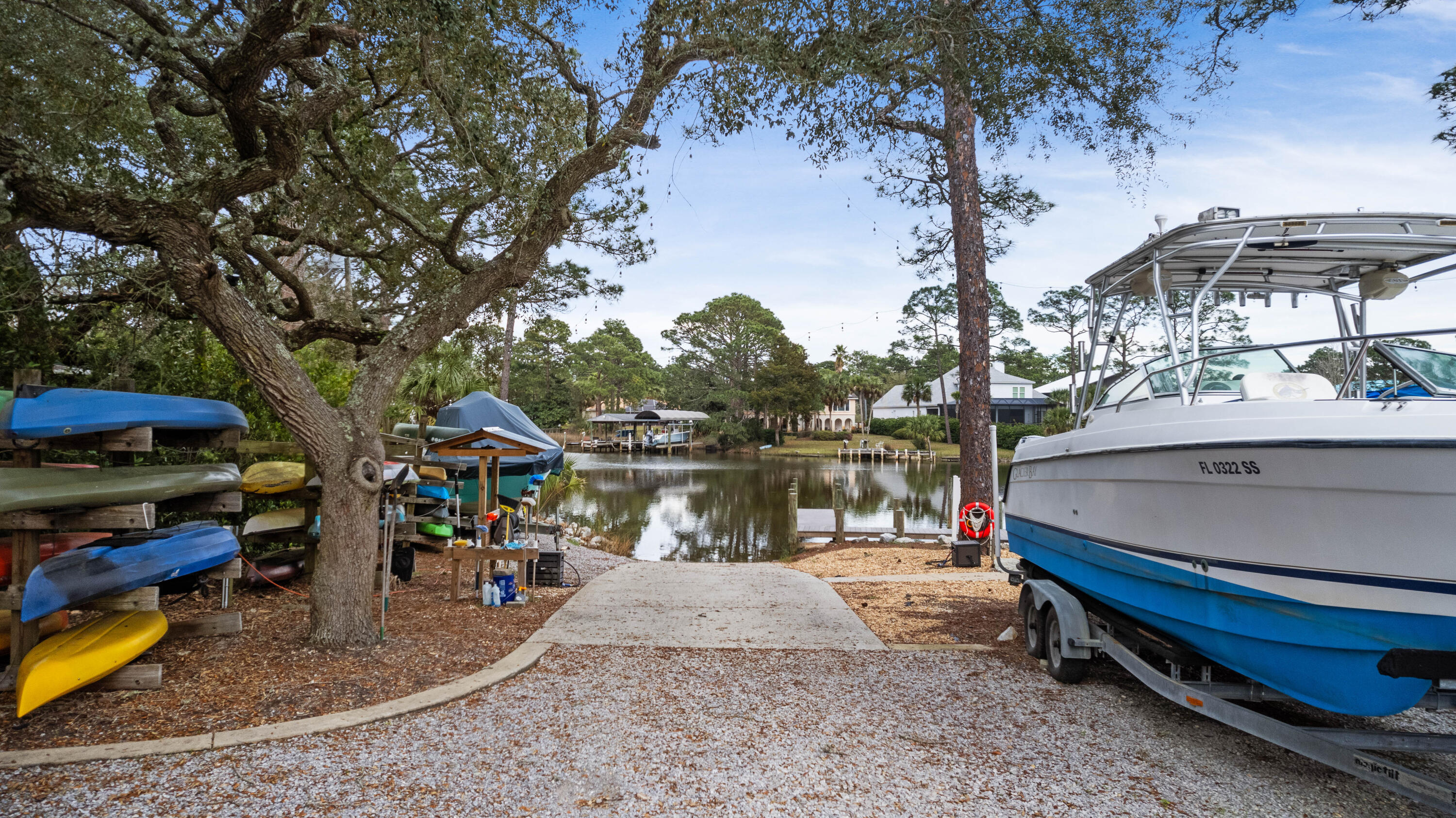 CARSON OAKS - Residential