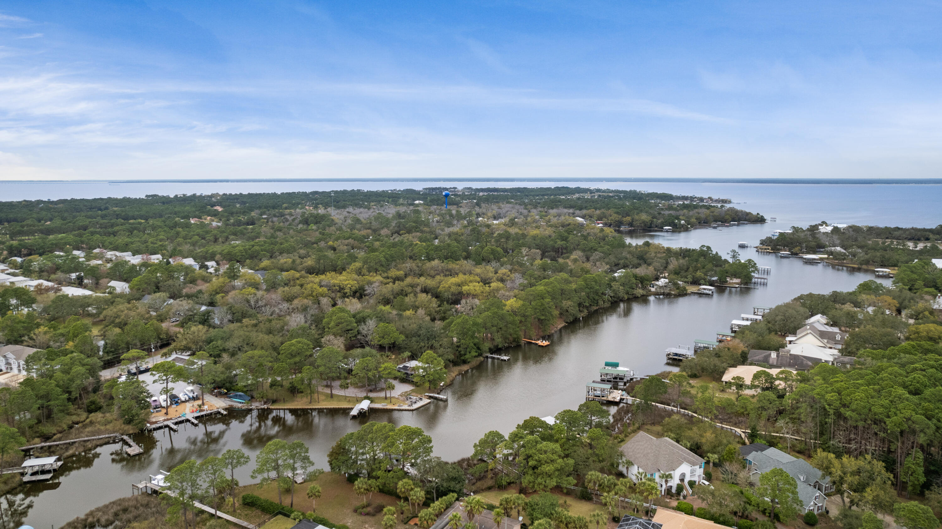 CARSON OAKS - Residential