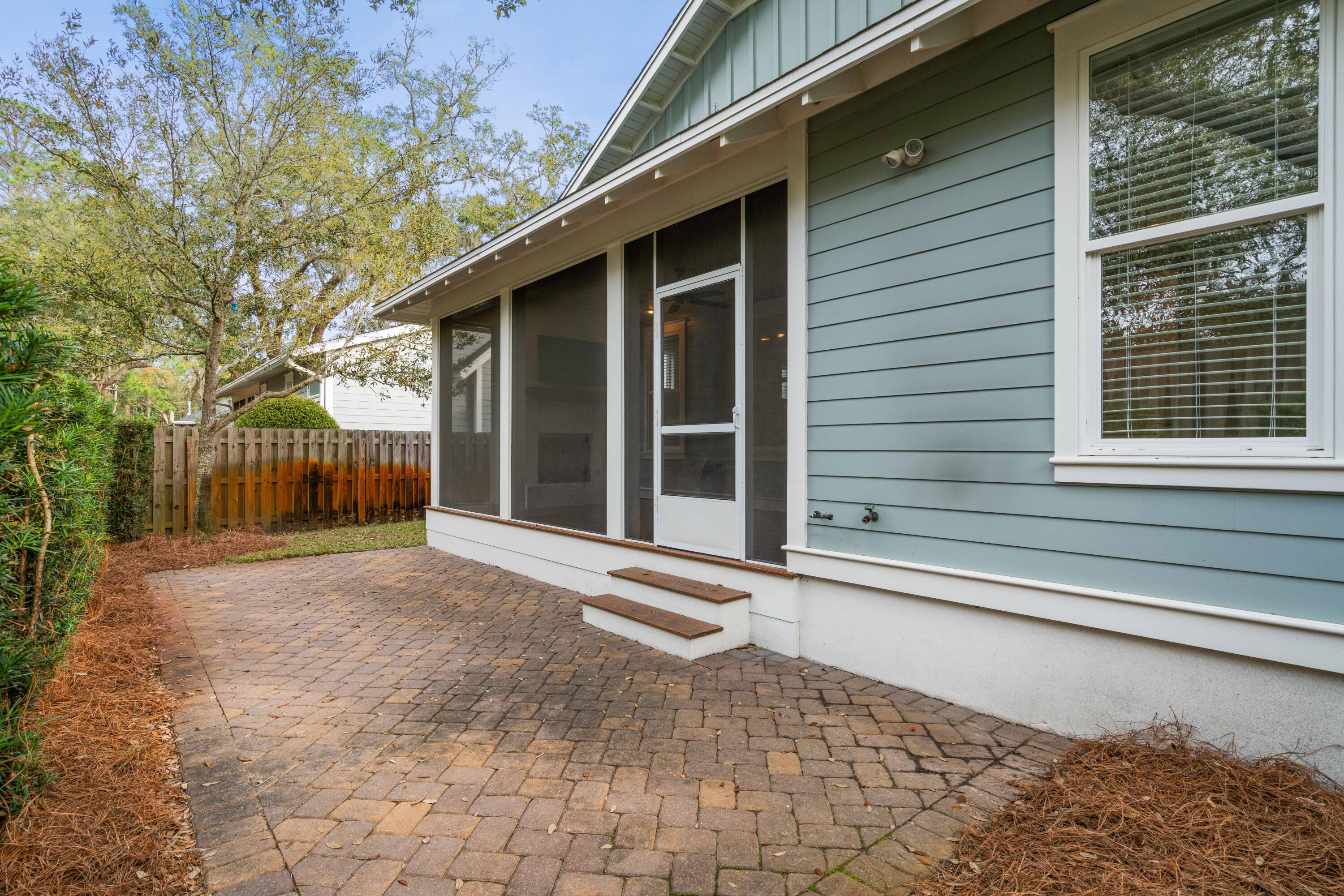 CARSON OAKS - Residential