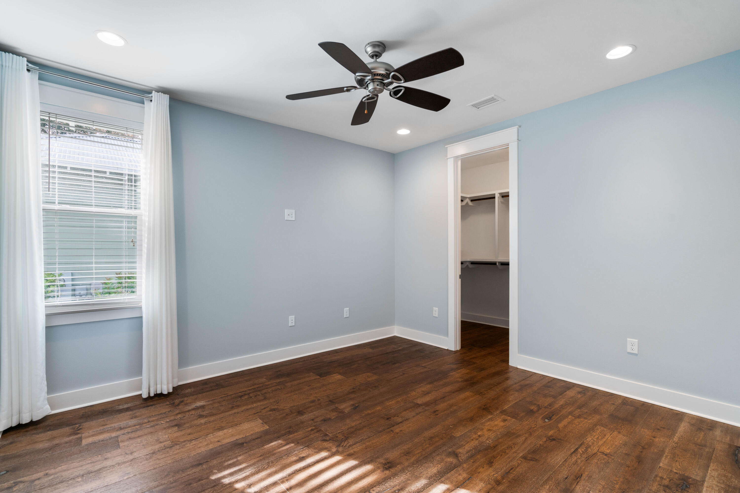 CARSON OAKS - Residential