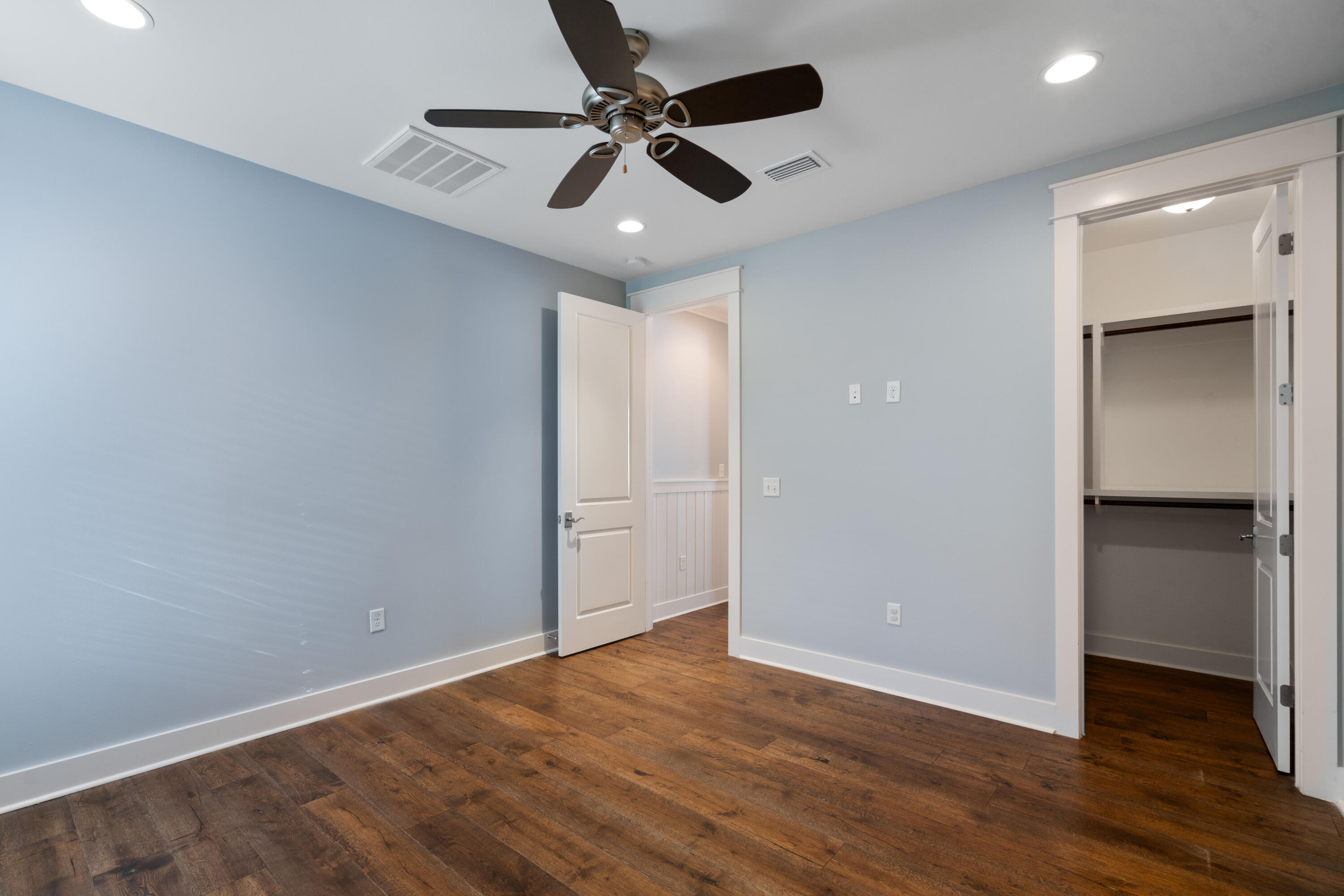 CARSON OAKS - Residential