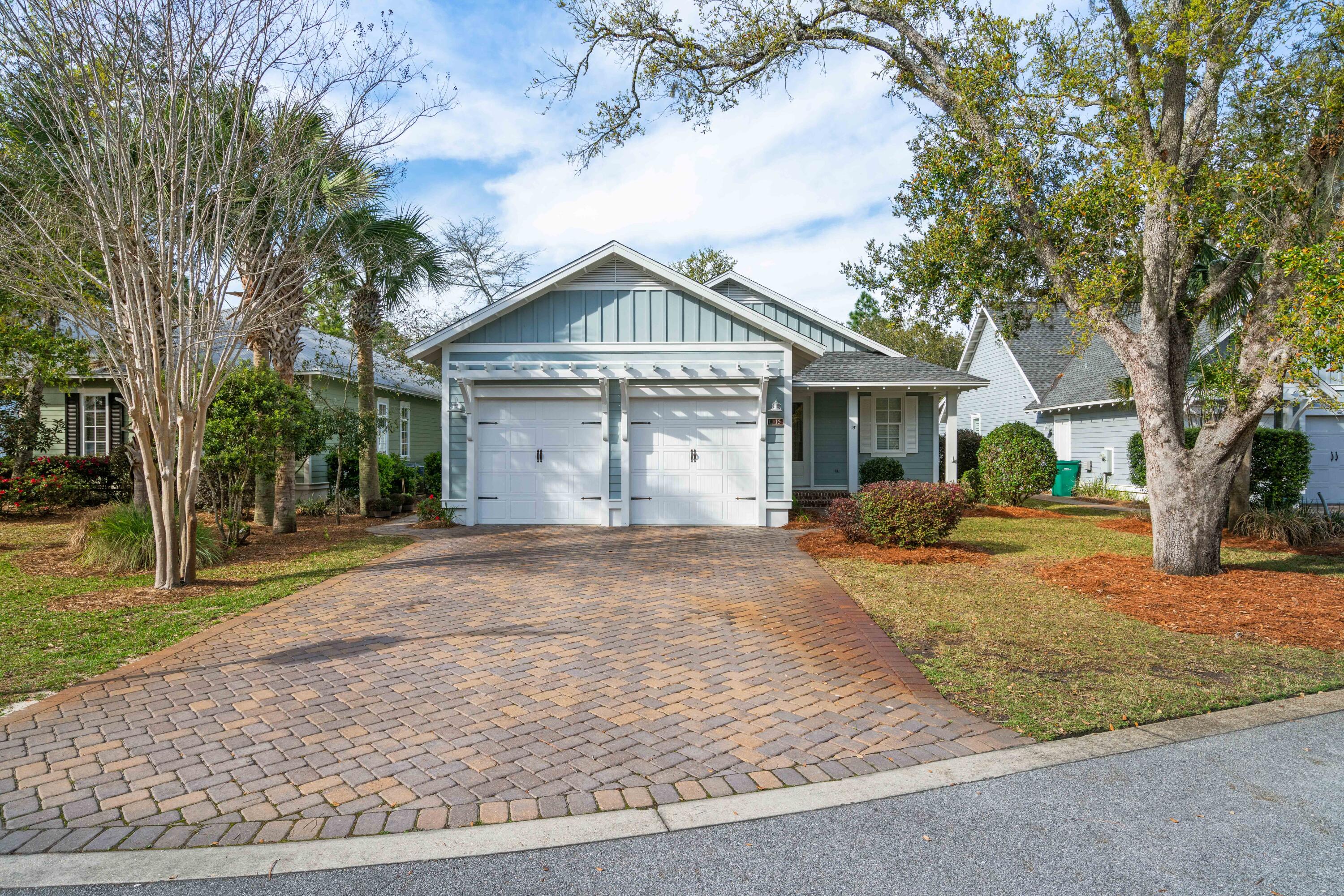 CARSON OAKS - Residential