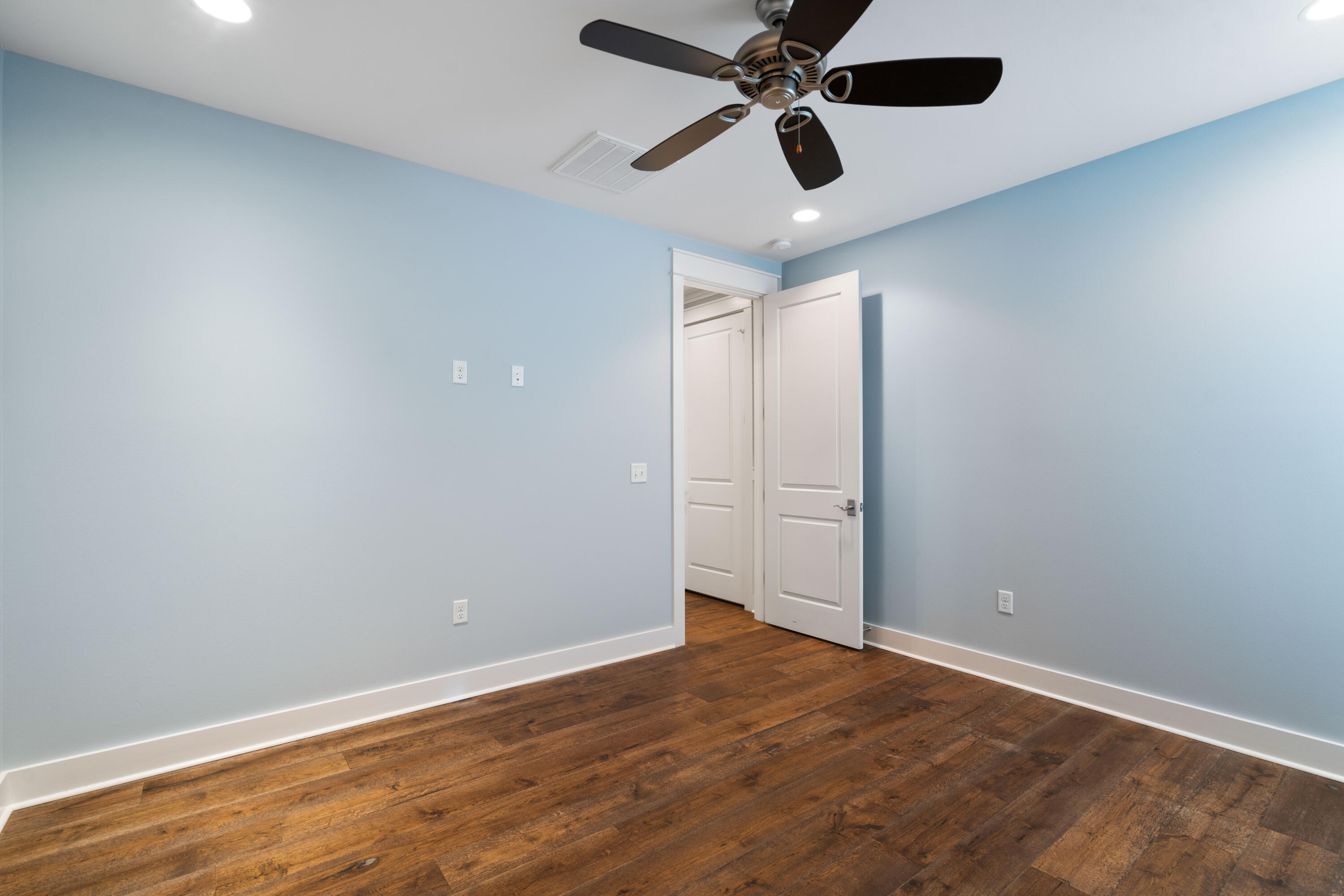 CARSON OAKS - Residential