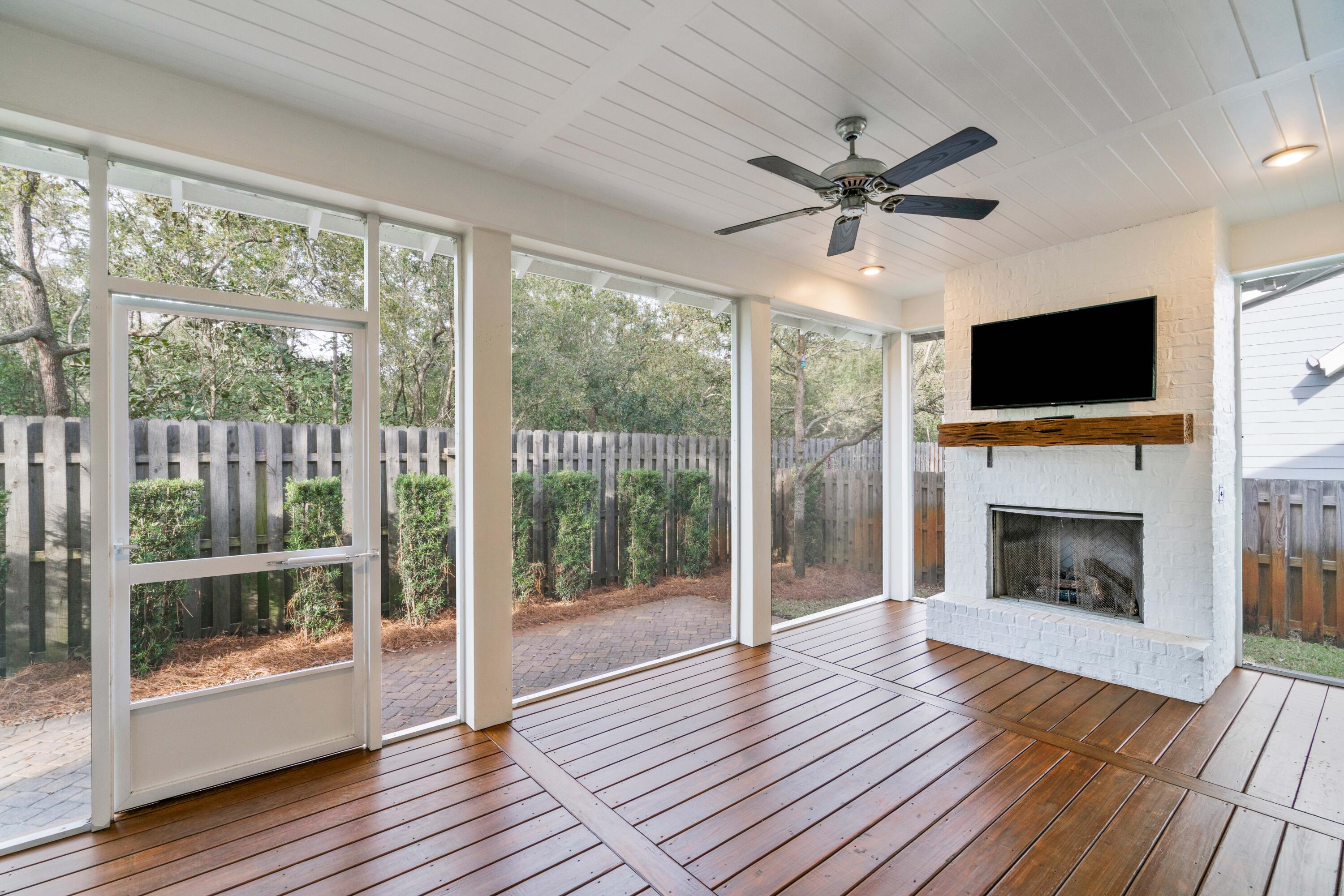 CARSON OAKS - Residential