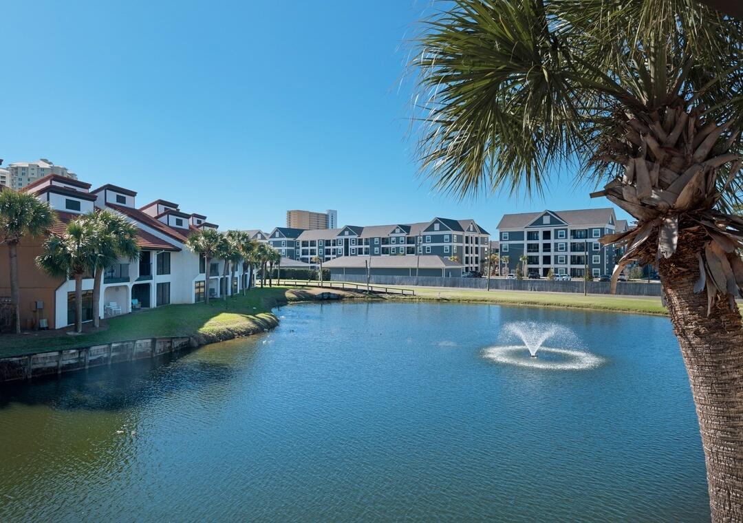 EDGEWATER BEACH - Residential