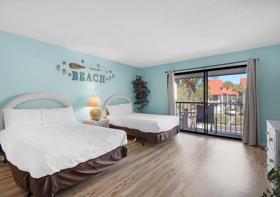 EDGEWATER BEACH - Residential