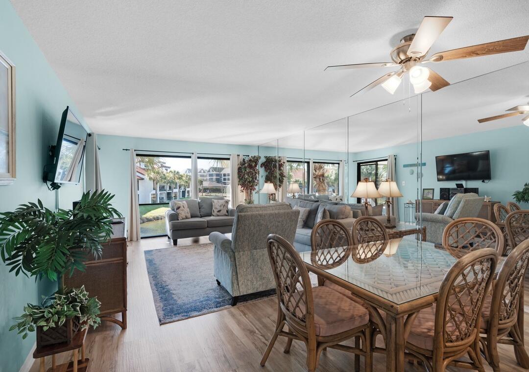 EDGEWATER BEACH - Residential
