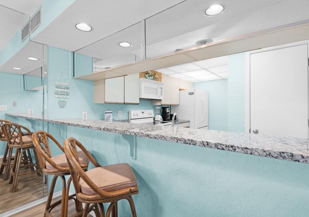 EDGEWATER BEACH - Residential