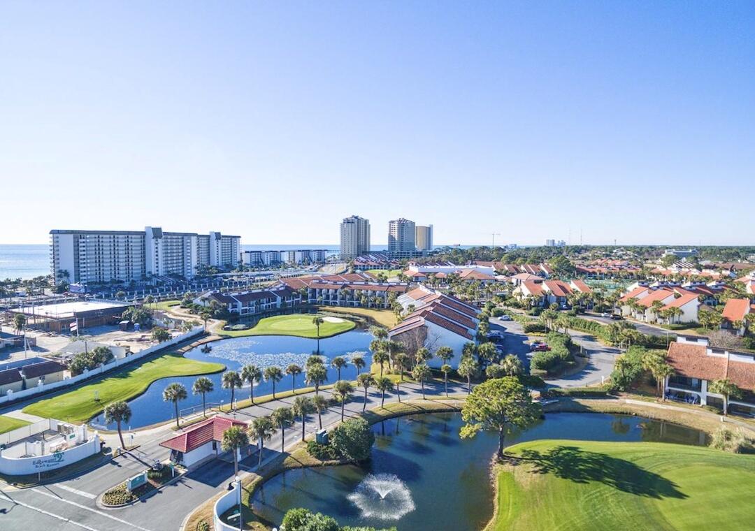 EDGEWATER BEACH - Residential
