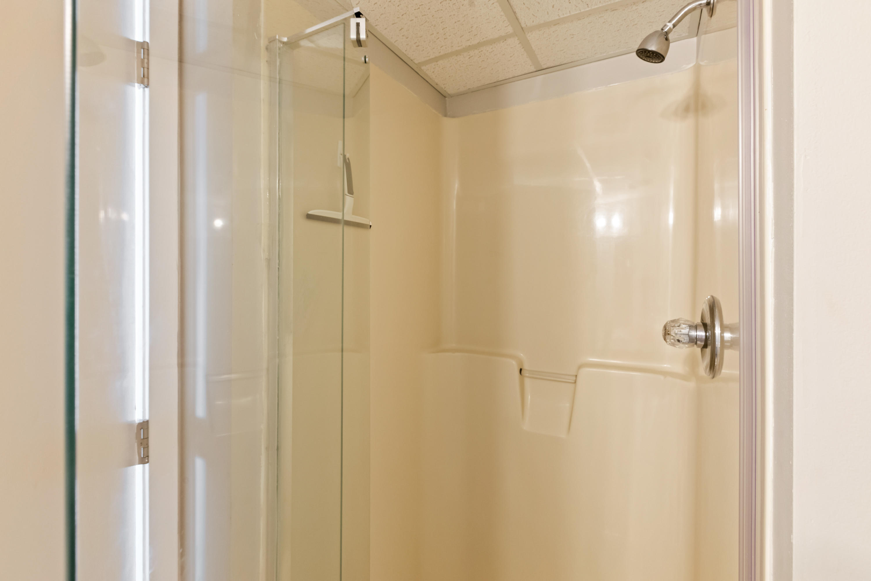 EDGEWATER - Residential