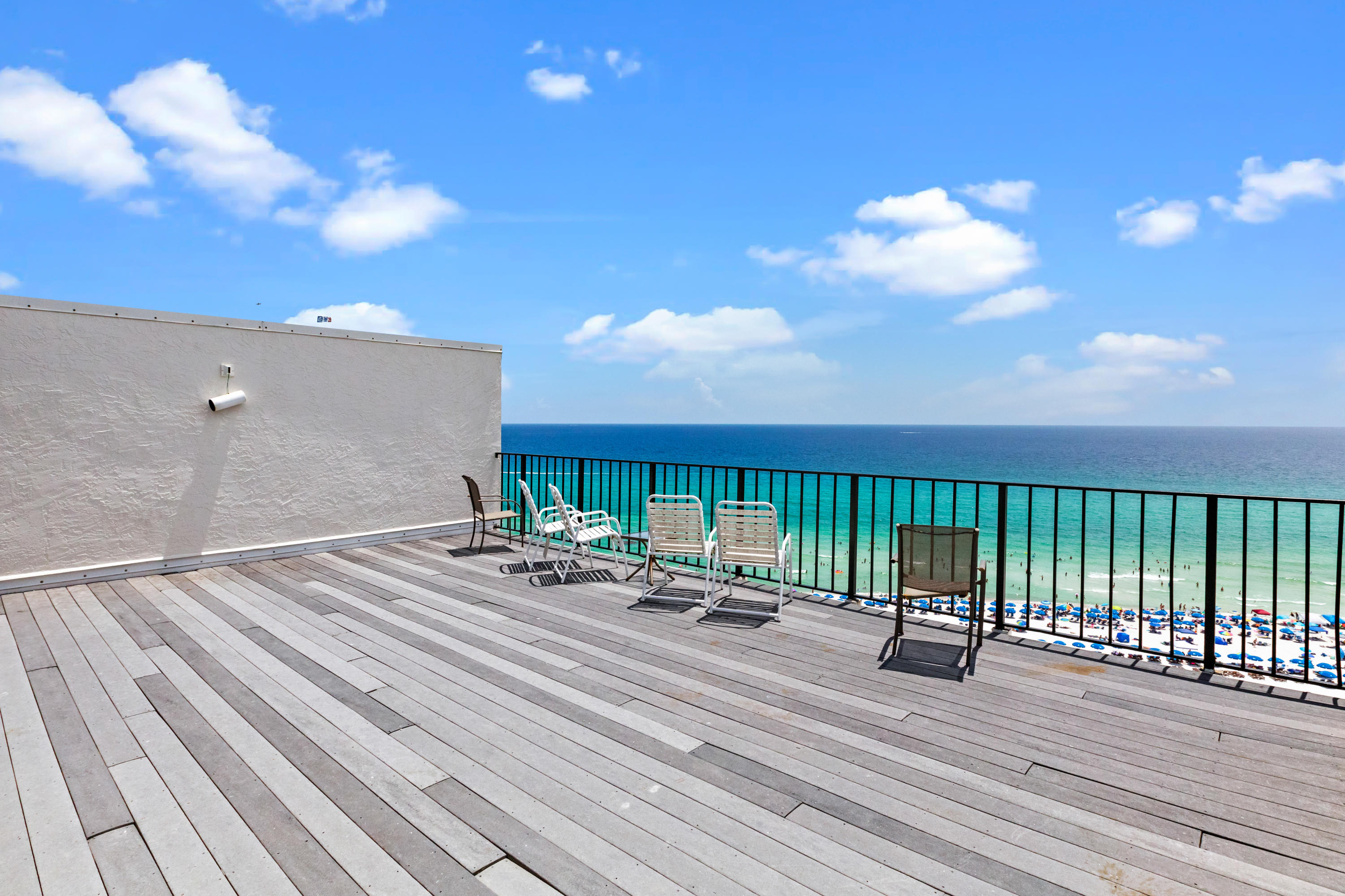 EDGEWATER - Residential