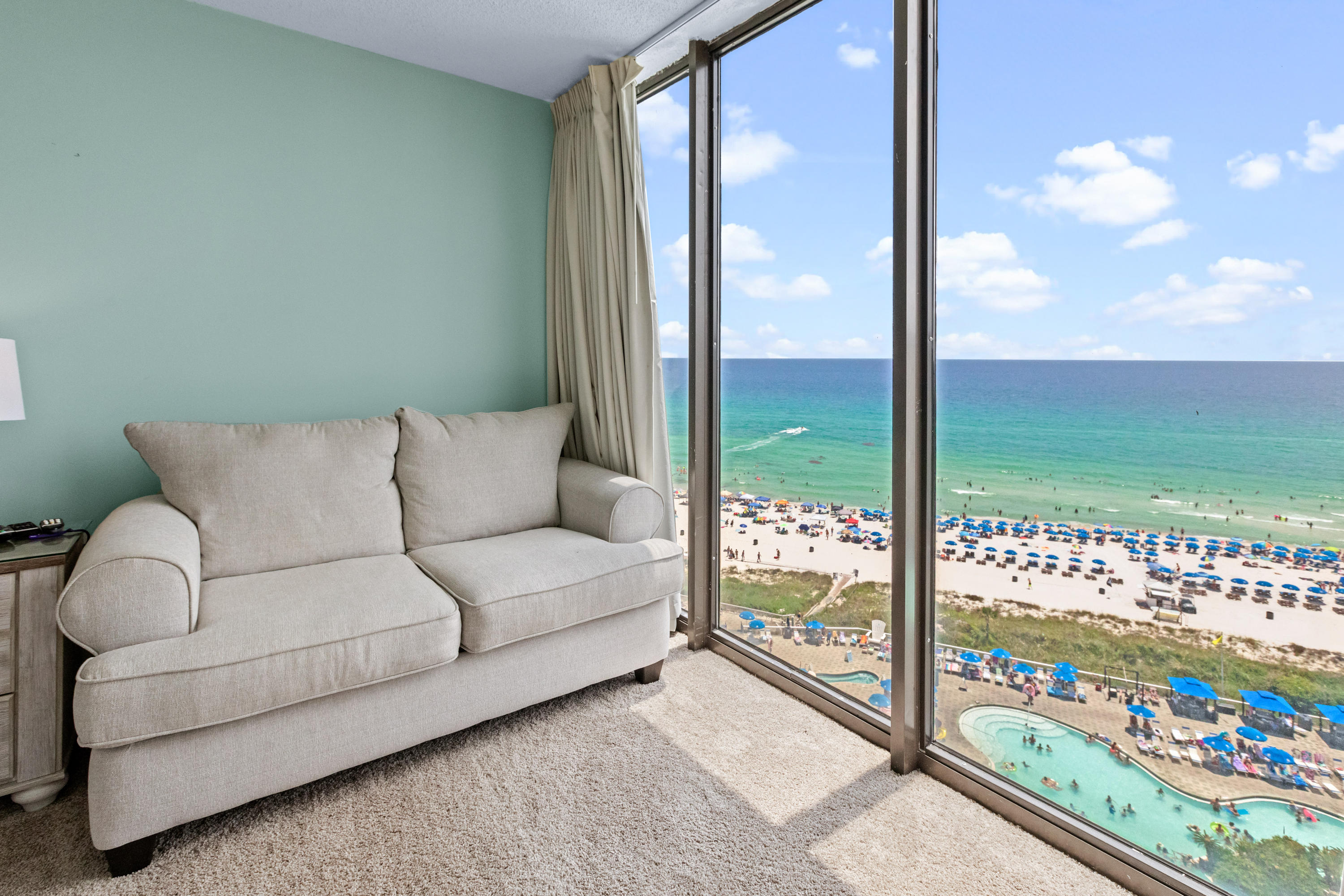 EDGEWATER - Residential