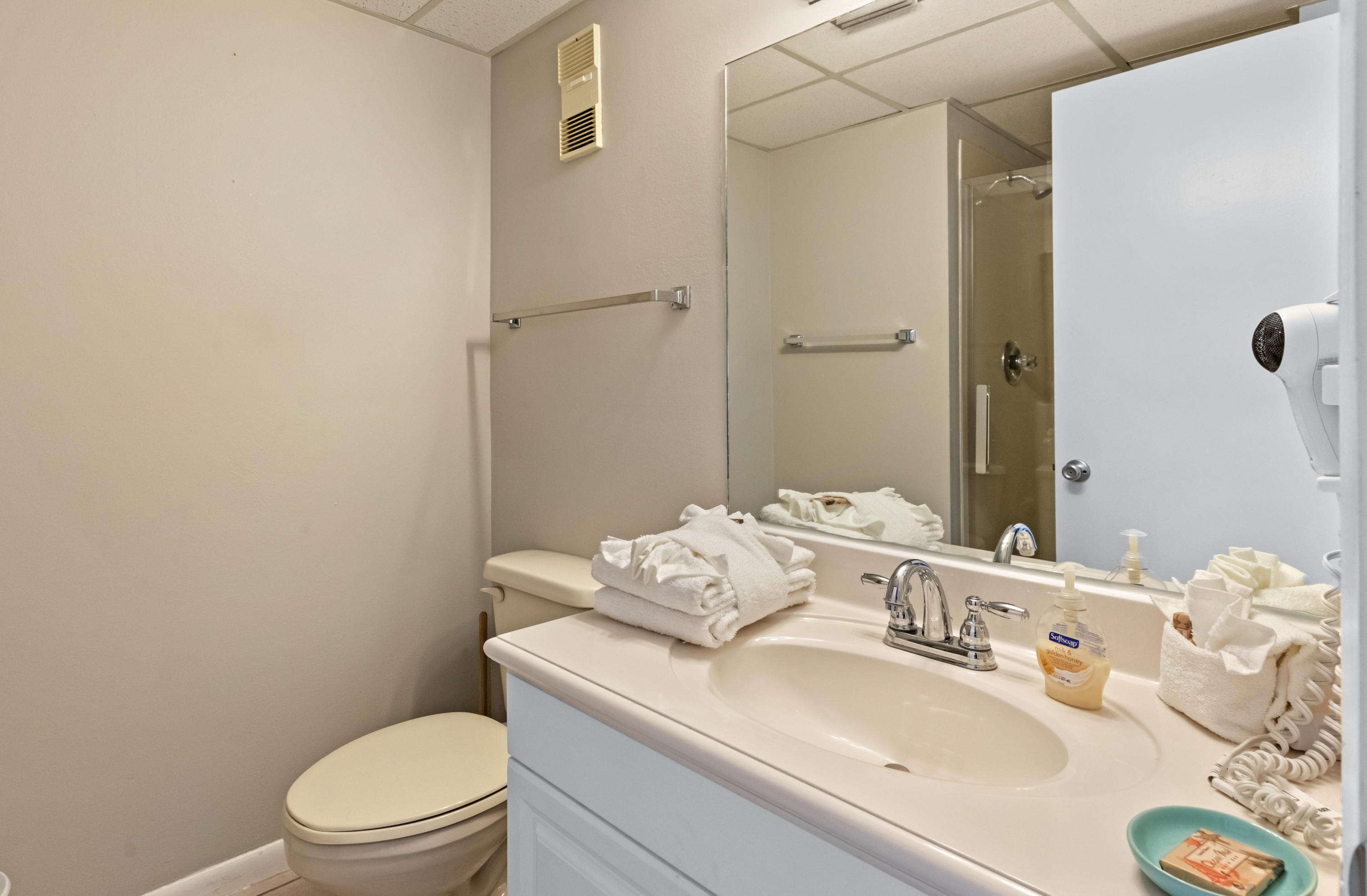 EDGEWATER - Residential