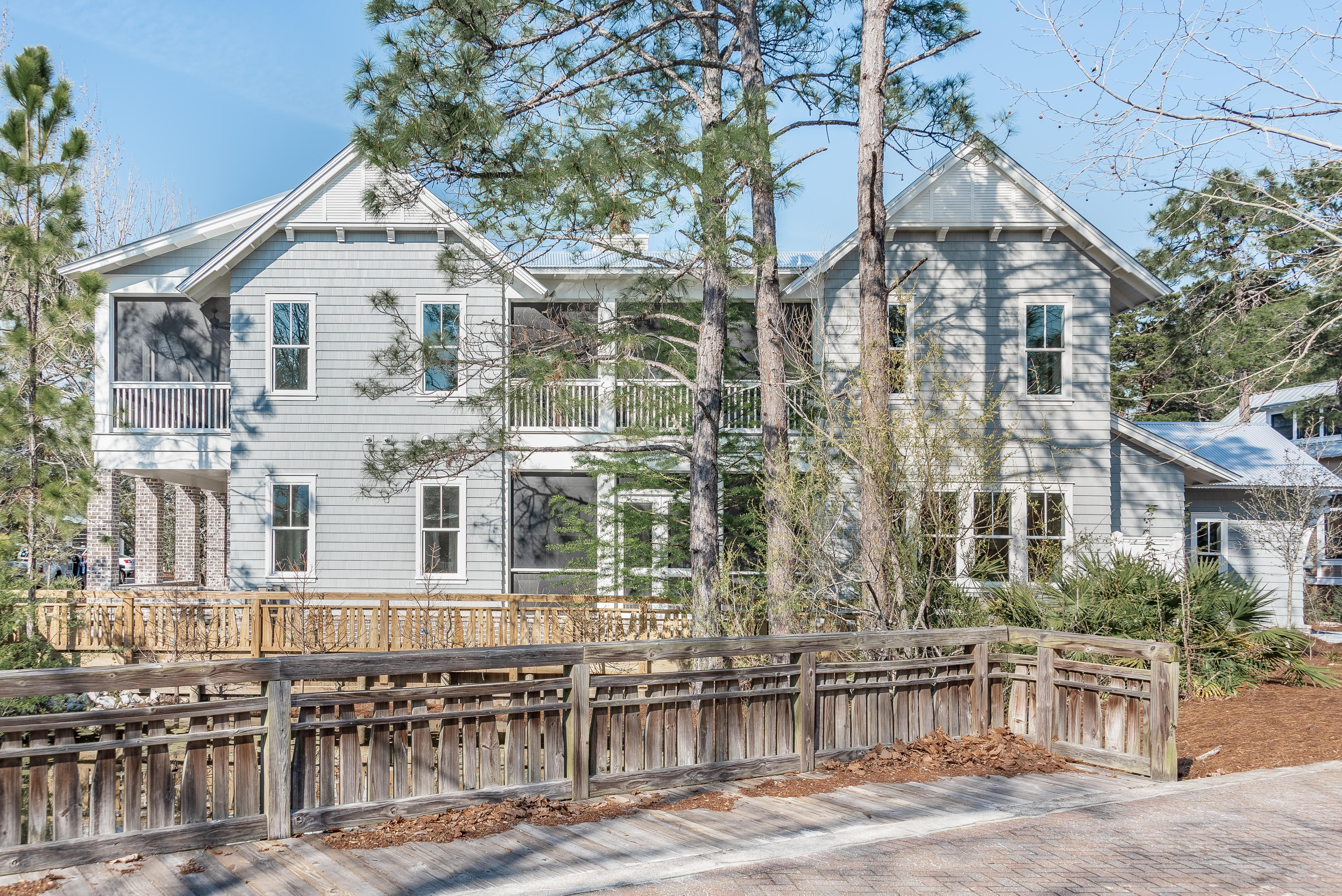 Forest Lakes - Residential